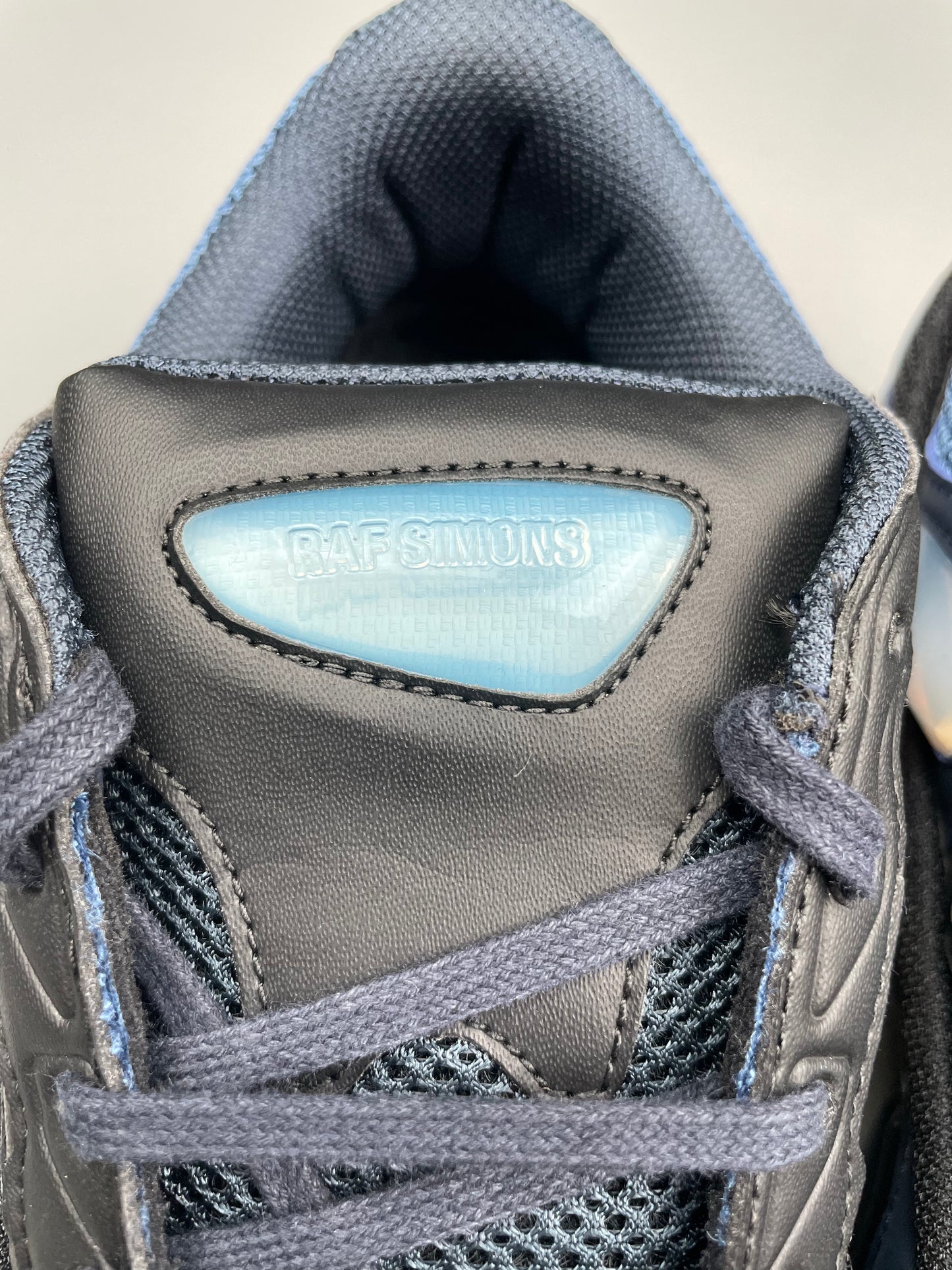 adidas X Raf Simons S/S 2017 Ozweego II "Night Marine" - size 42
