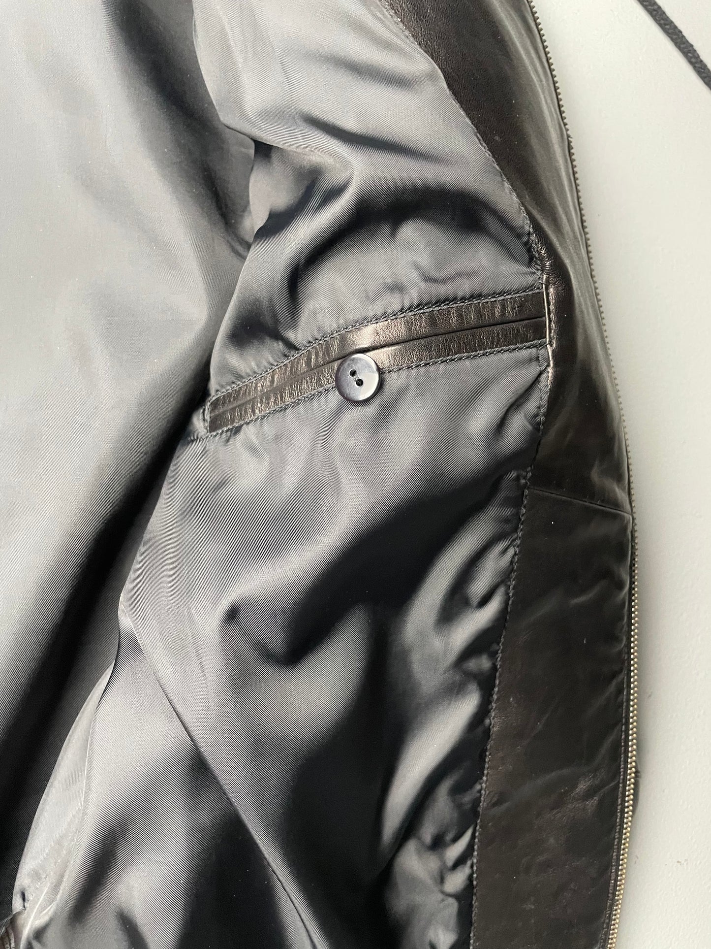Y-3 A/W 2005 men's hooded leather bomber jacket - size M