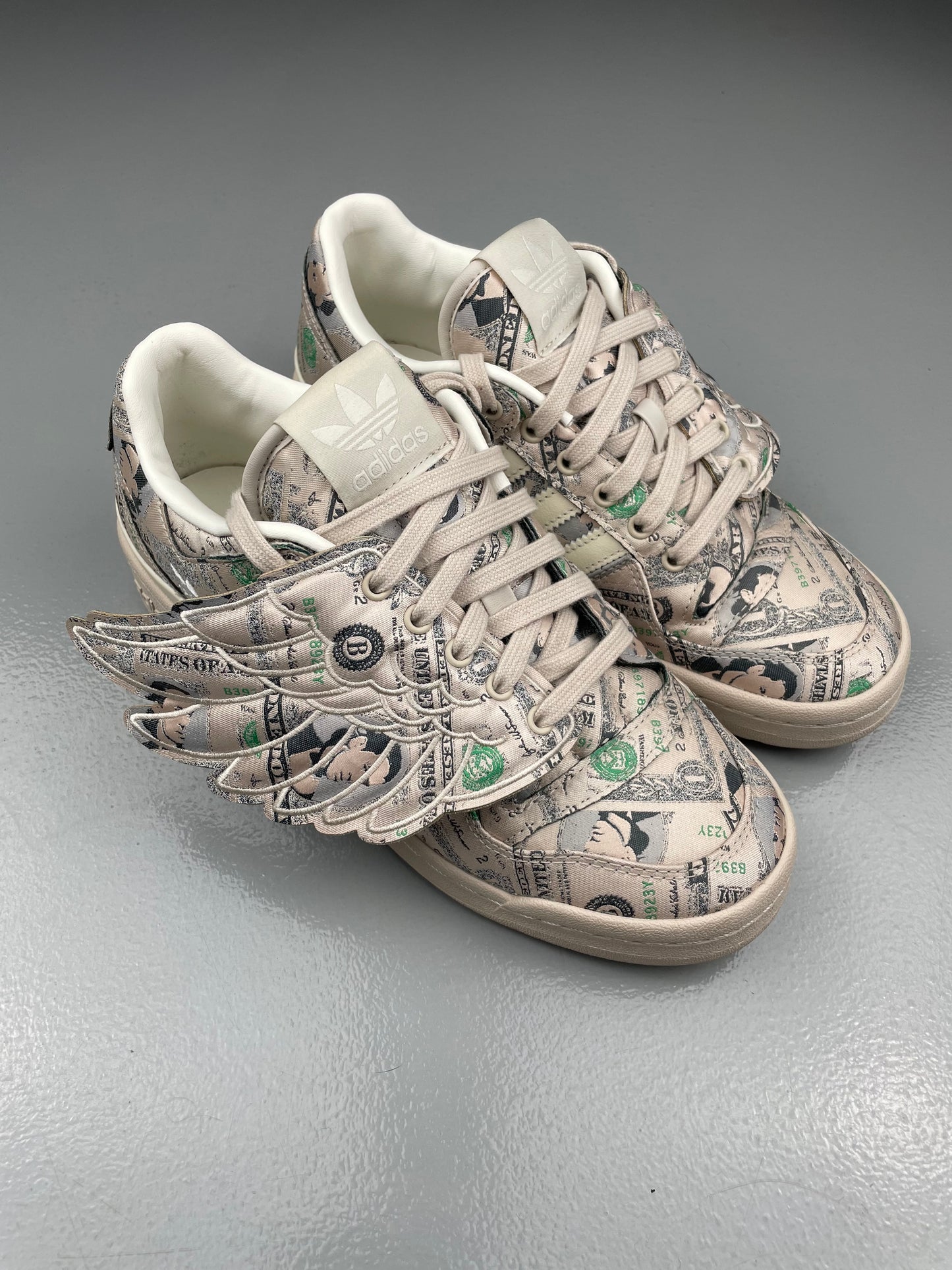 adidas Originals by Jeremy Scott 2021 JS Forum Money Lo - size 40 2/3