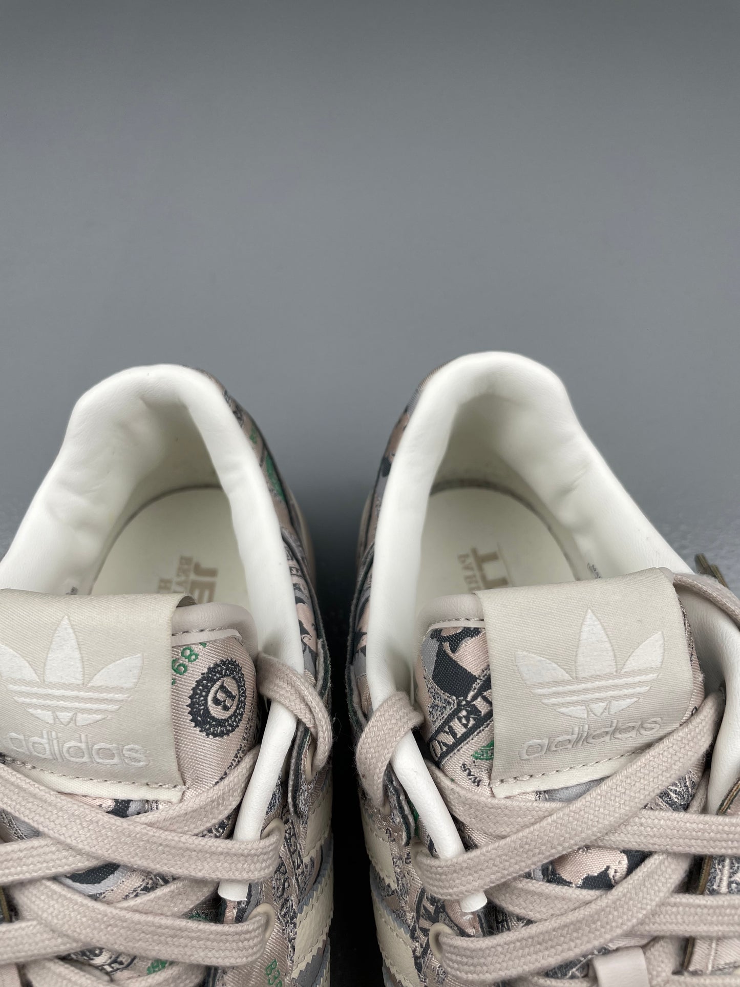 adidas Originals by Jeremy Scott 2021 JS Forum Money Lo - size 40 2/3