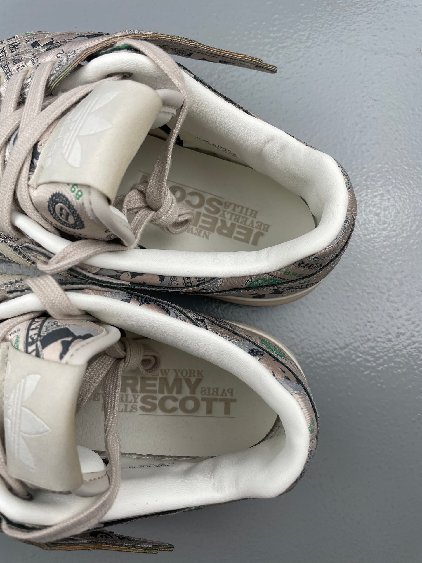 adidas Originals by Jeremy Scott 2021 JS Forum Money Lo - size 40 2/3