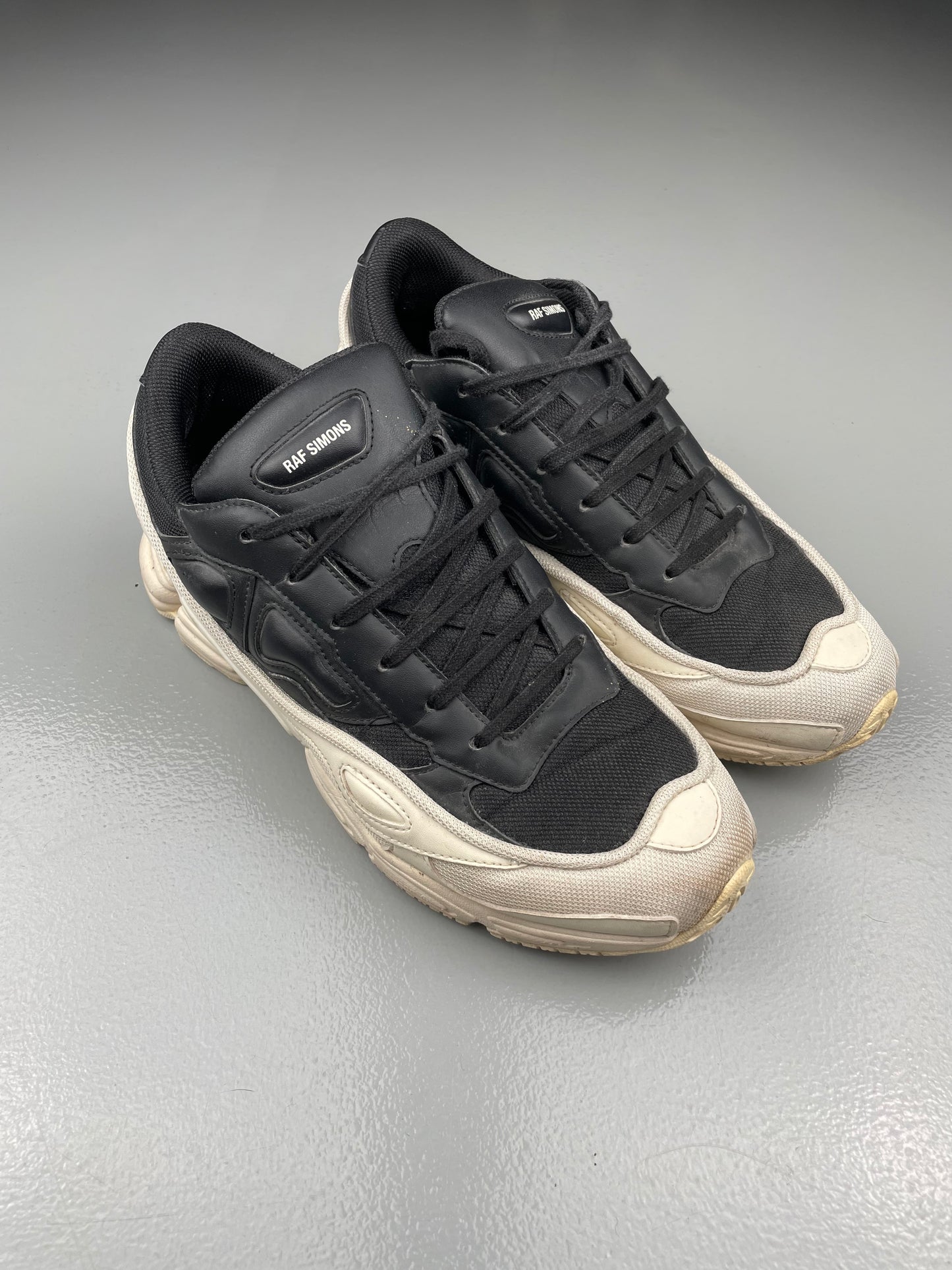 adidas X Raf Simons A/W 2018 Ozweego - size 44