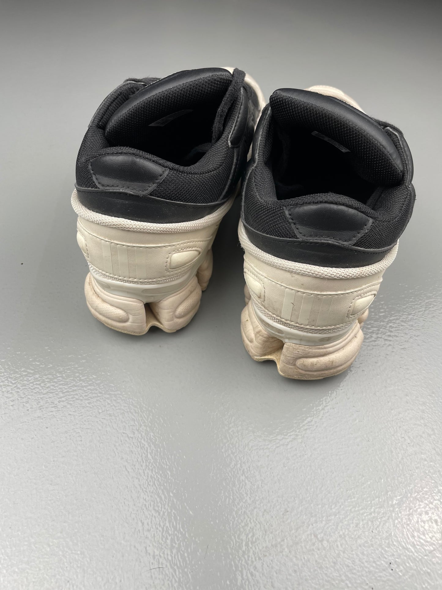 adidas X Raf Simons A/W 2018 Ozweego - size 44