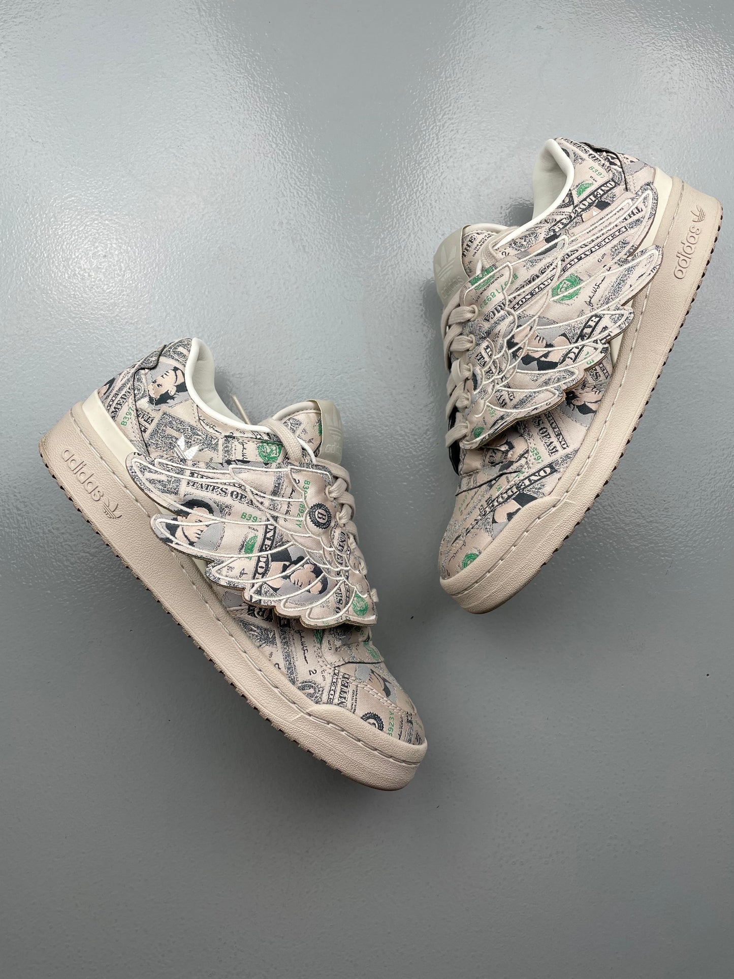 adidas Originals by Jeremy Scott 2021 JS Forum Money Lo - size 40 2/3