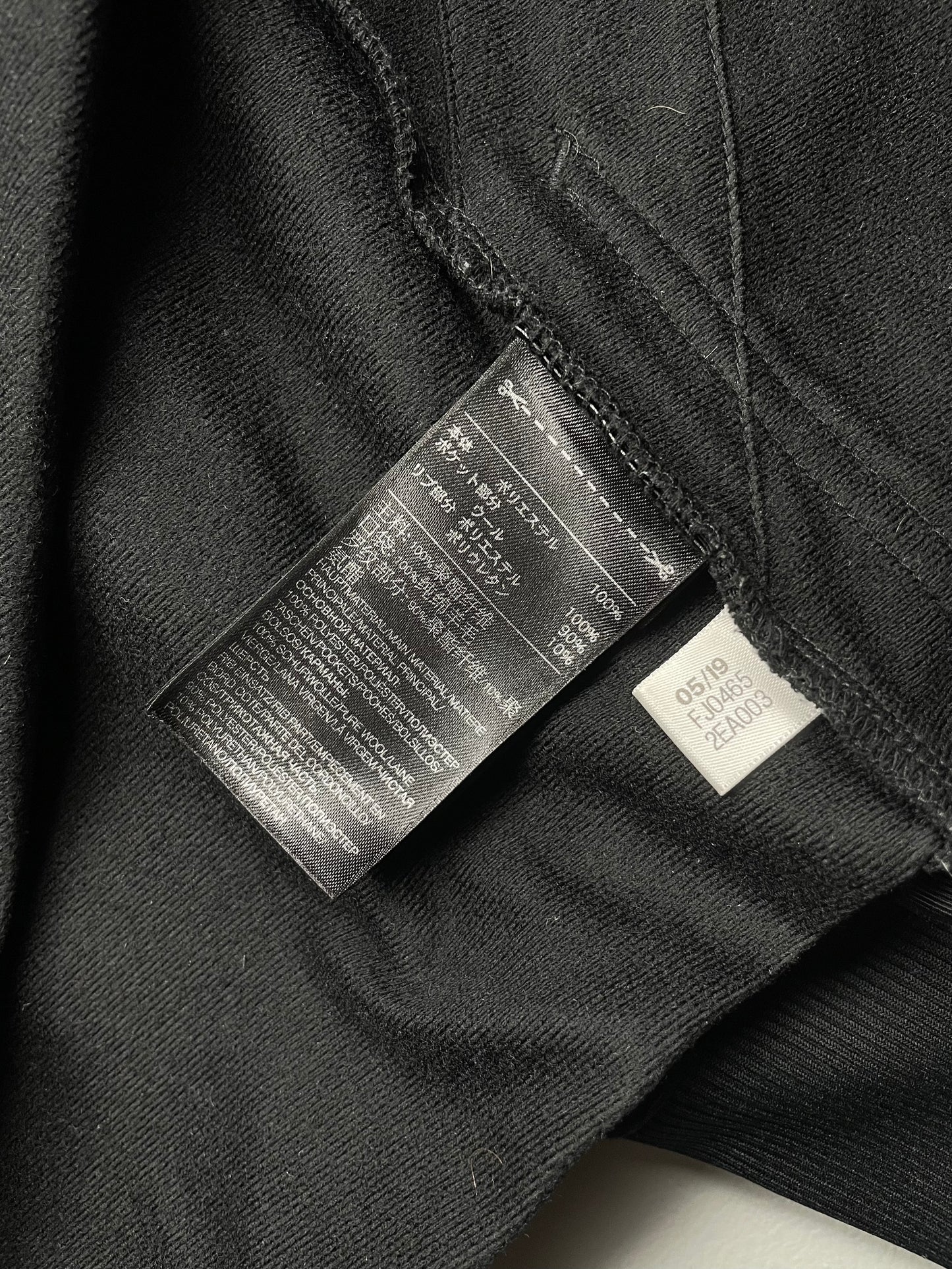 Y-3 A/W 2019 men's hooded track jacket - size S