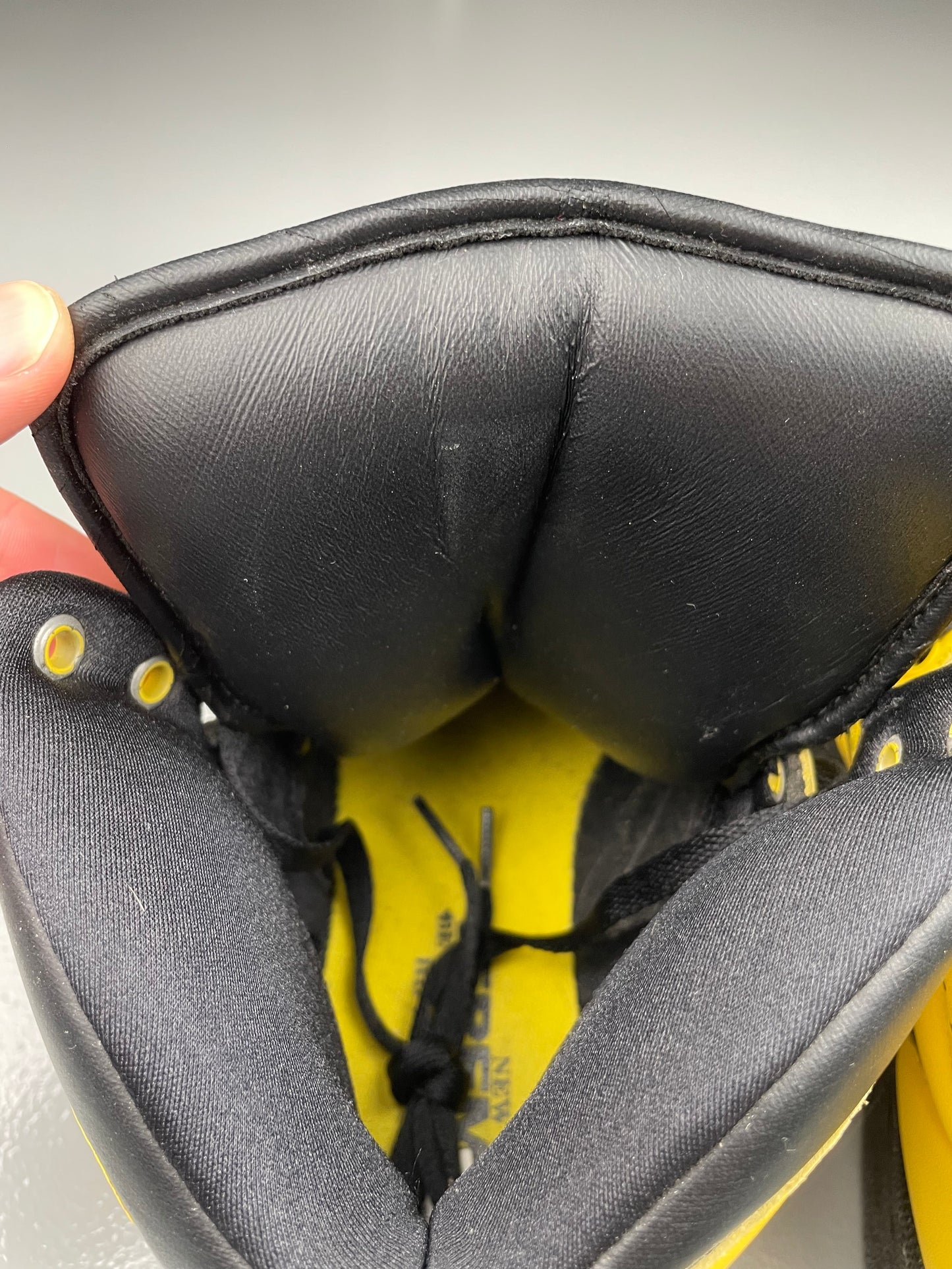 Adidas X Jeremy Scott S/S 2012 JS Instinct Hi (black/yellow) - size 44