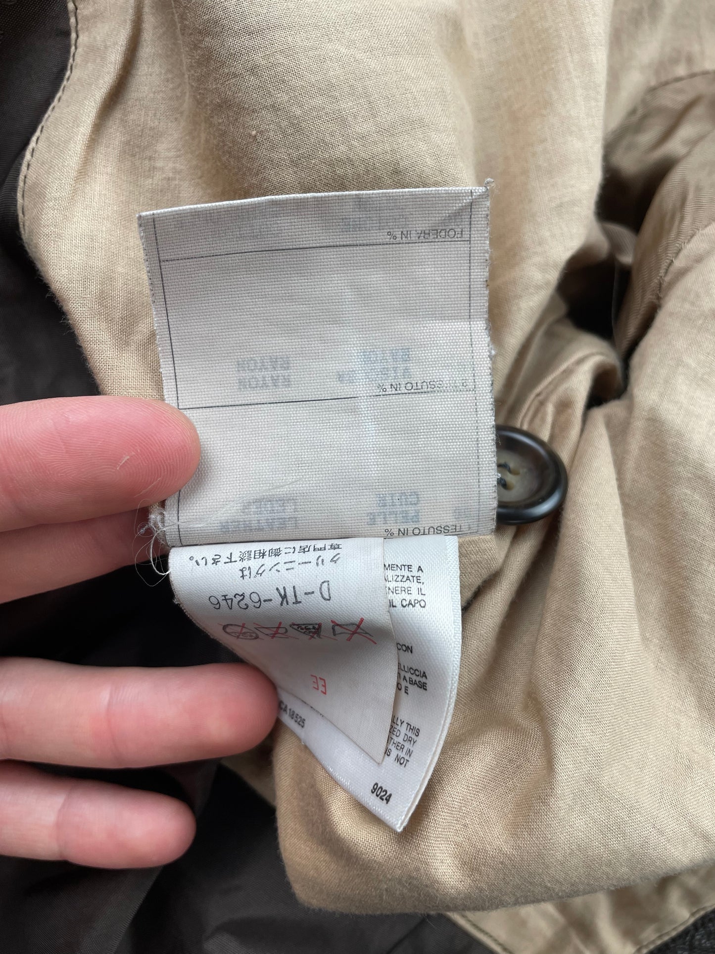 1990's Giorgio Armani leather jacket - size 48