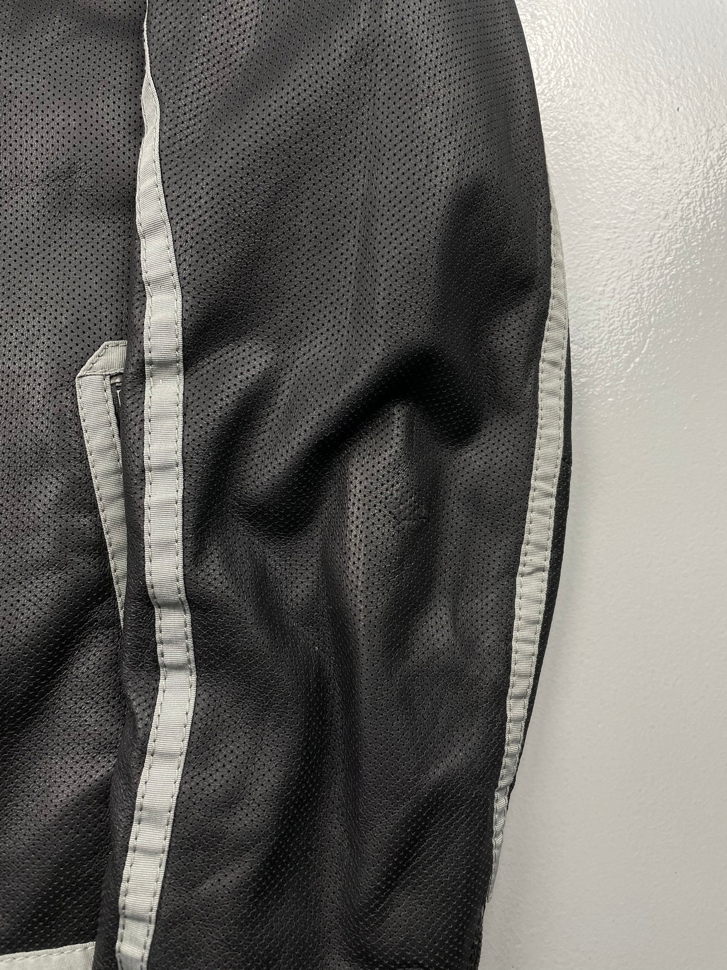 Armani Jeans perforated leather biker jacket - size 48