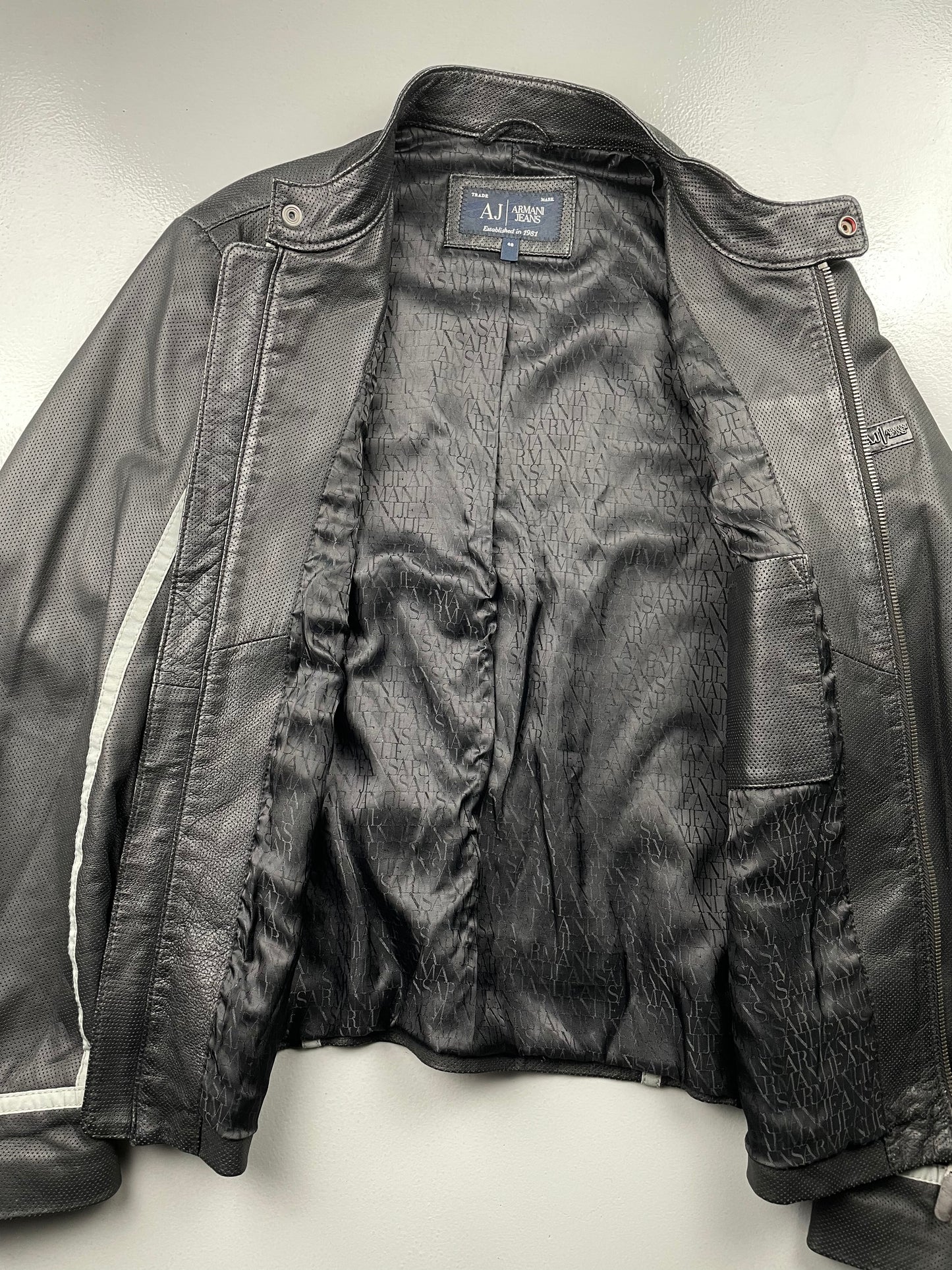 Armani Jeans perforated leather biker jacket - size 48