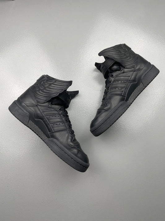 adidas Originals by Jeremy Scott 2022 JS Wings 4.0 (black) - size 42 2/3