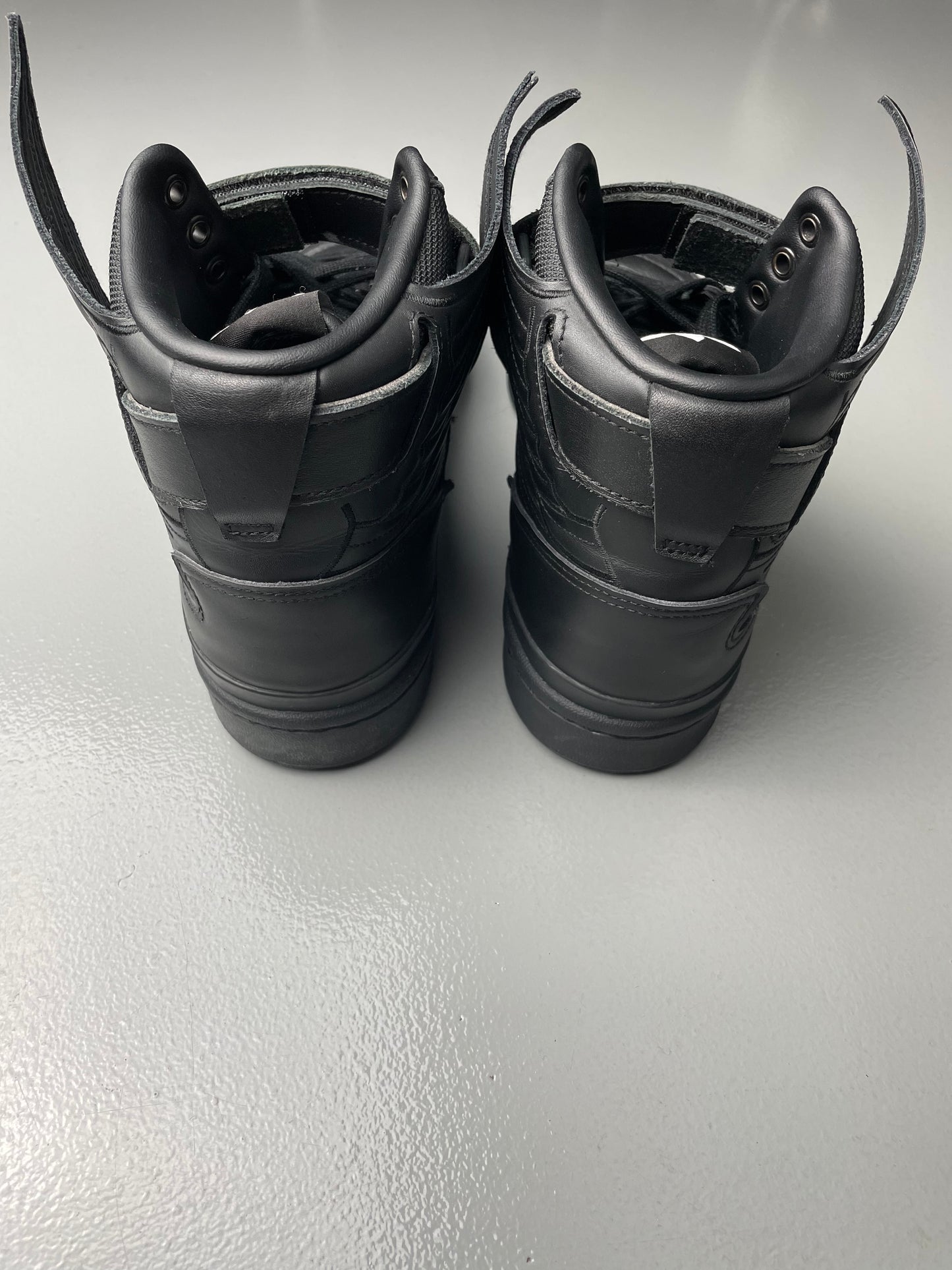 adidas Originals by Jeremy Scott 2022 JS Wings 4.0 (black) - size 42 2/3