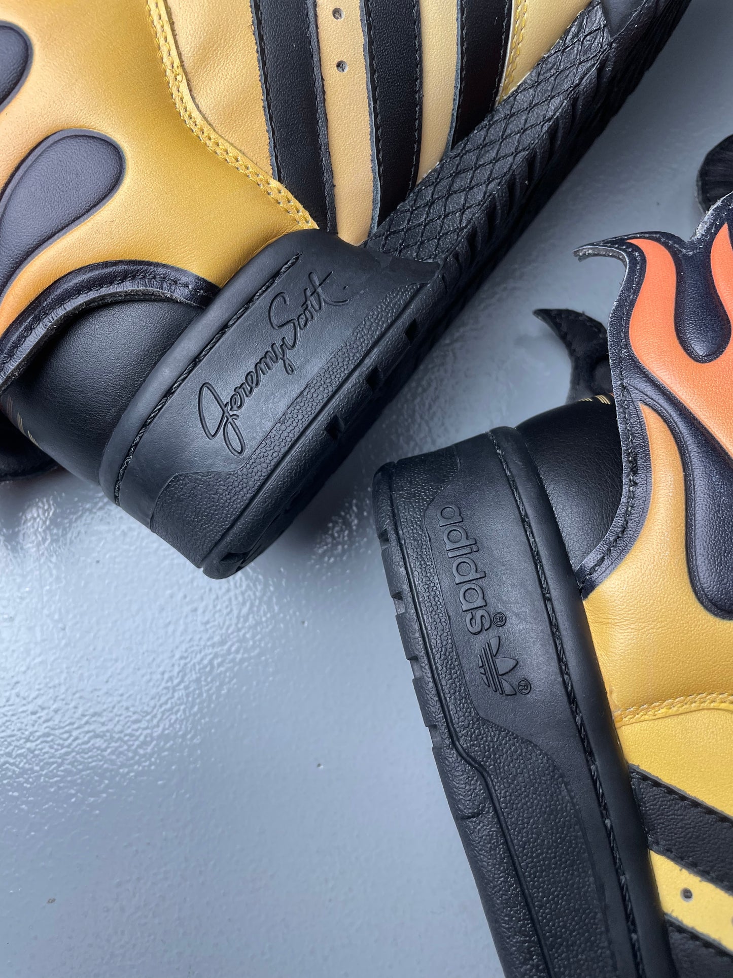 adidas Originals by Jeremy Scott S/S 2011 JS Flames - size 42 2/3