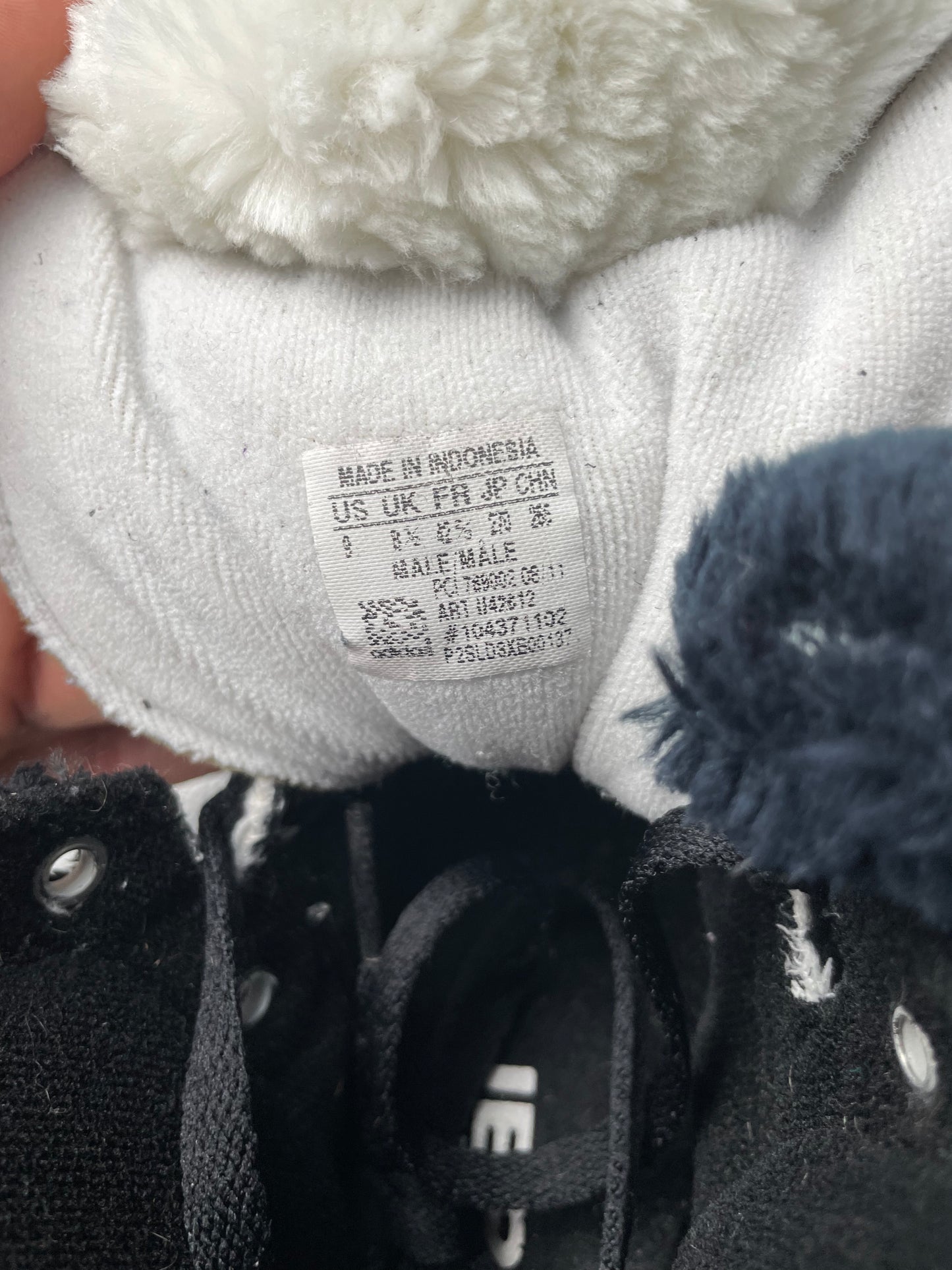 adidas Originals by Jeremy Scott A/W 2011 JS Panda Bear - size 42 2/3