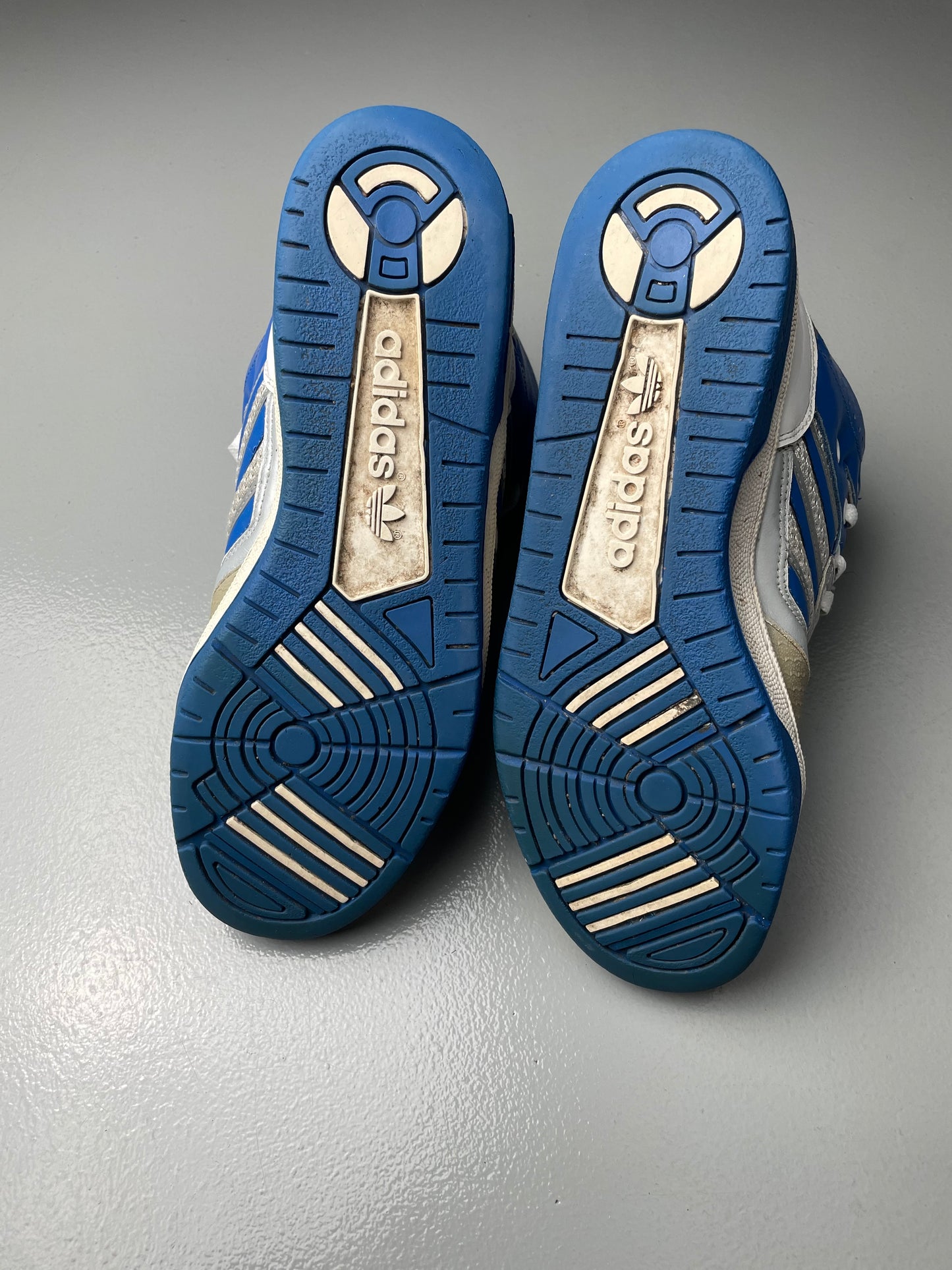 adidas Originals by Jeremy Scott A/W 2010 JS License Plate New York - size 42 2/3