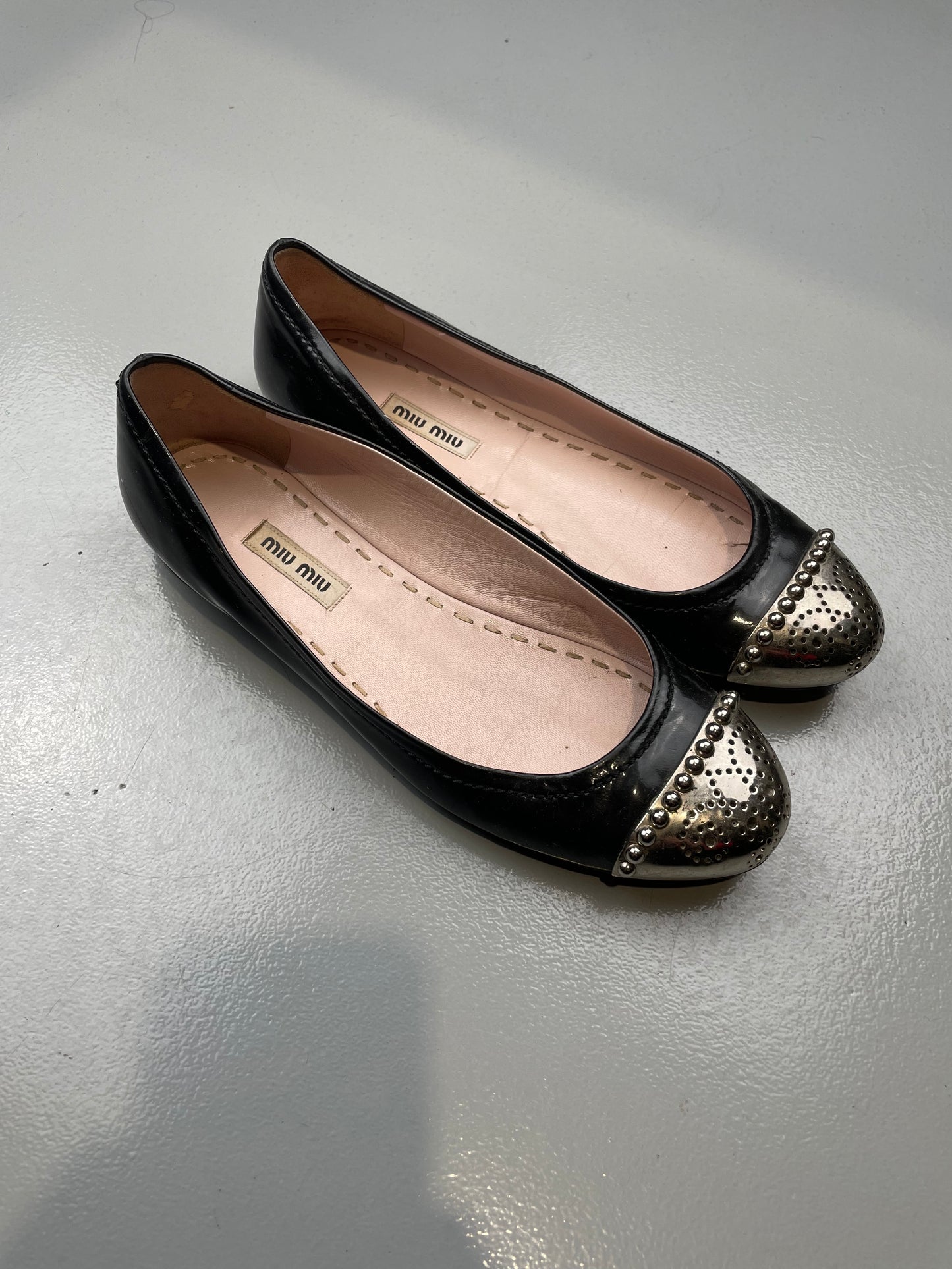 Miu Miu metal toe flats - size 37