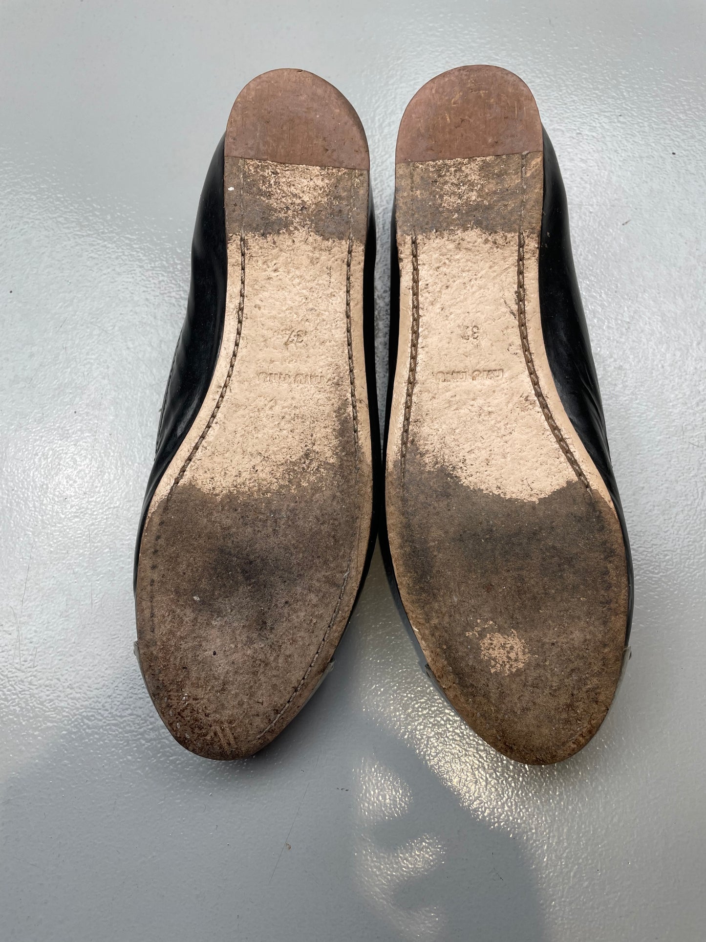 Miu Miu metal toe flats - size 37