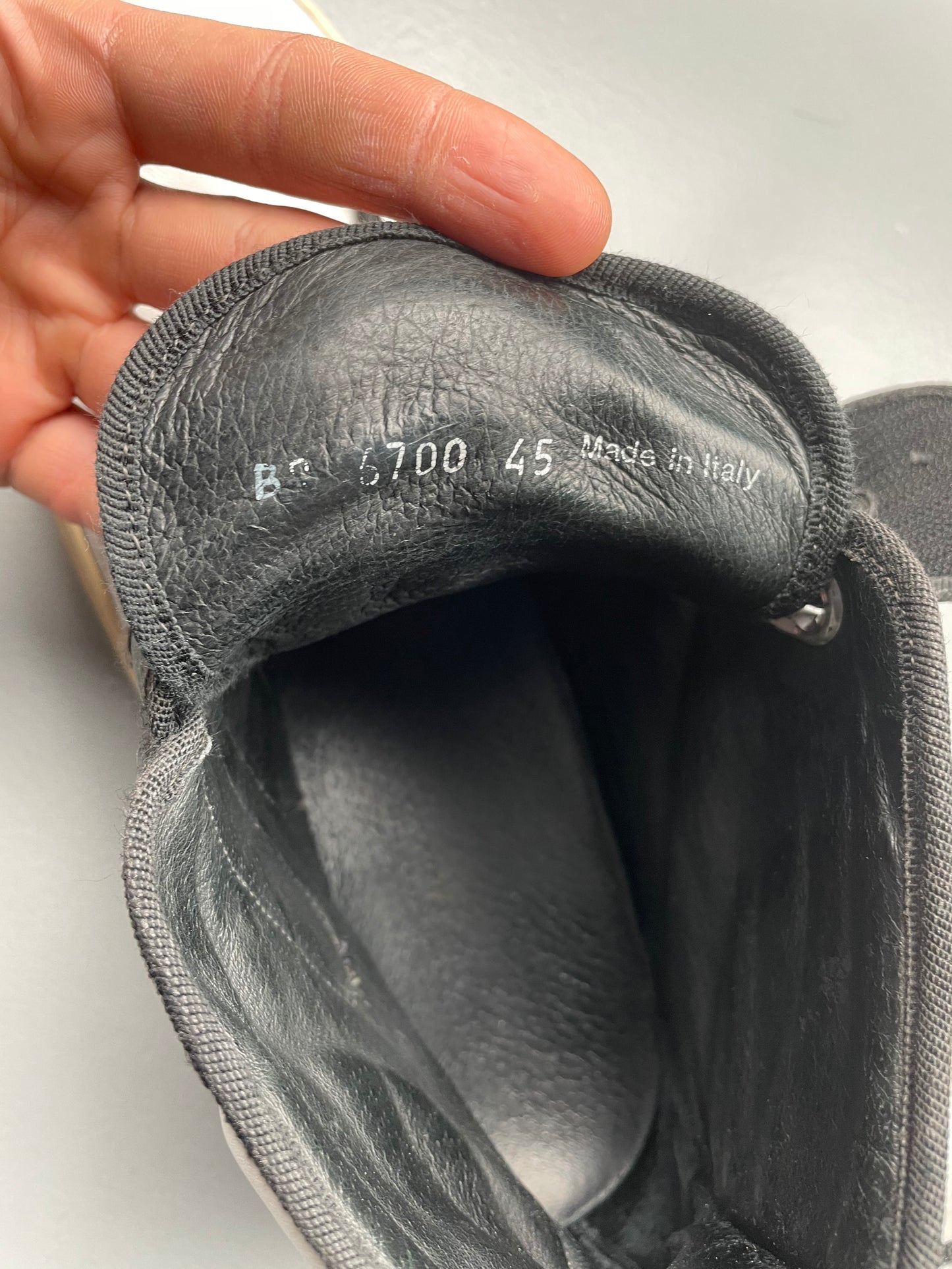 Raf Simons Carry Over Velcro Sneaker (white) - size 45