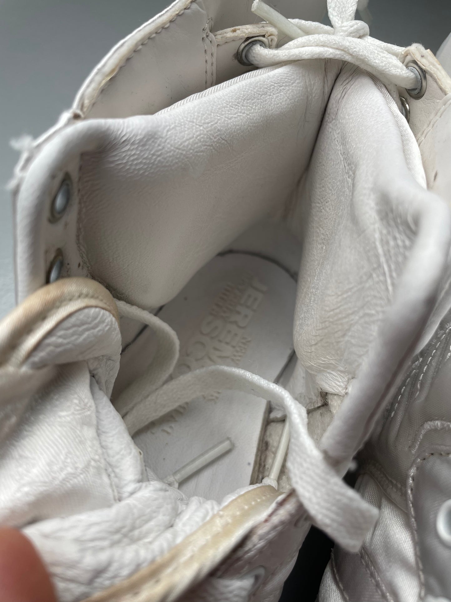 adidas X Jeremy Scott X 2NE1 - A/W 2011 - JS Wings 2.0 "Satin" - size 36 2/3