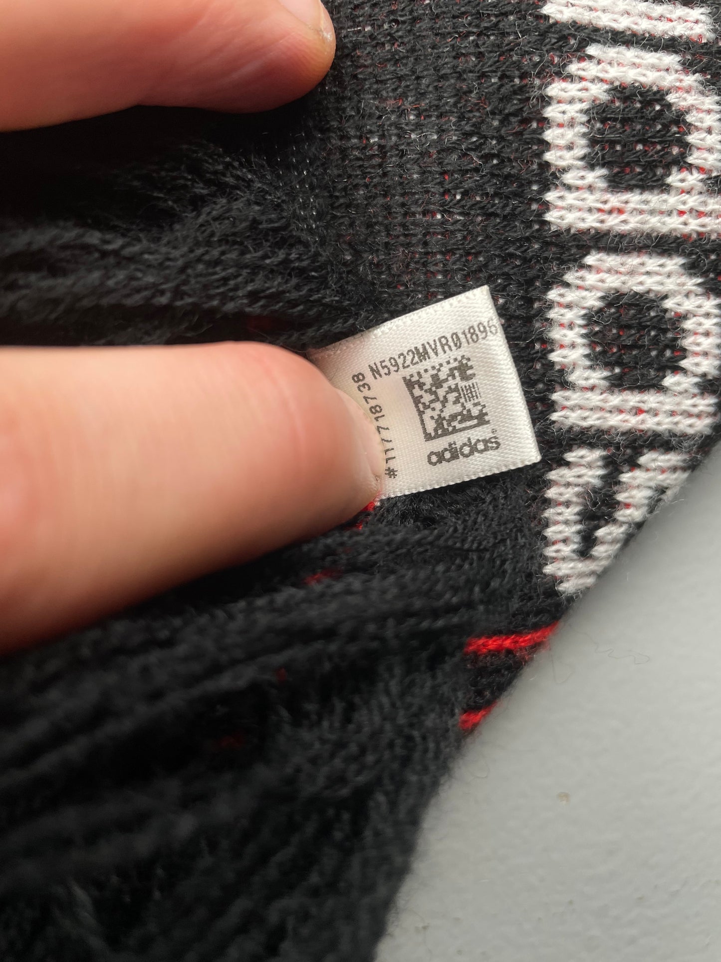 adidas X Gosha Rubchinskiy A/W 2017 "Football" scarf (black)