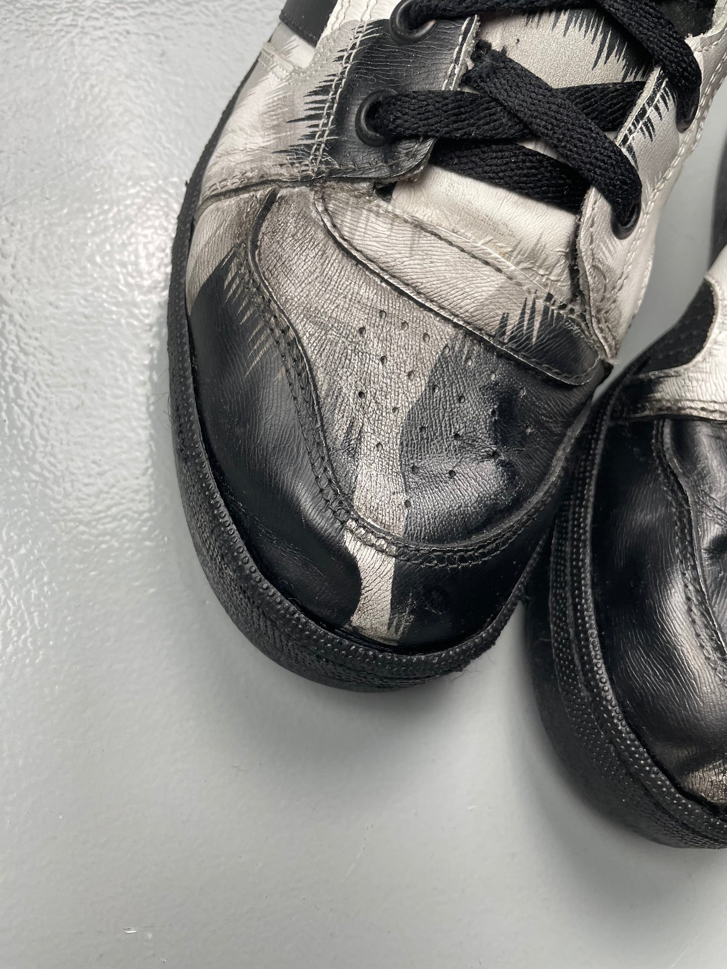 adidas Originals by Jeremy Scott A/W 2015 Instinct Hi G Leo - size 44