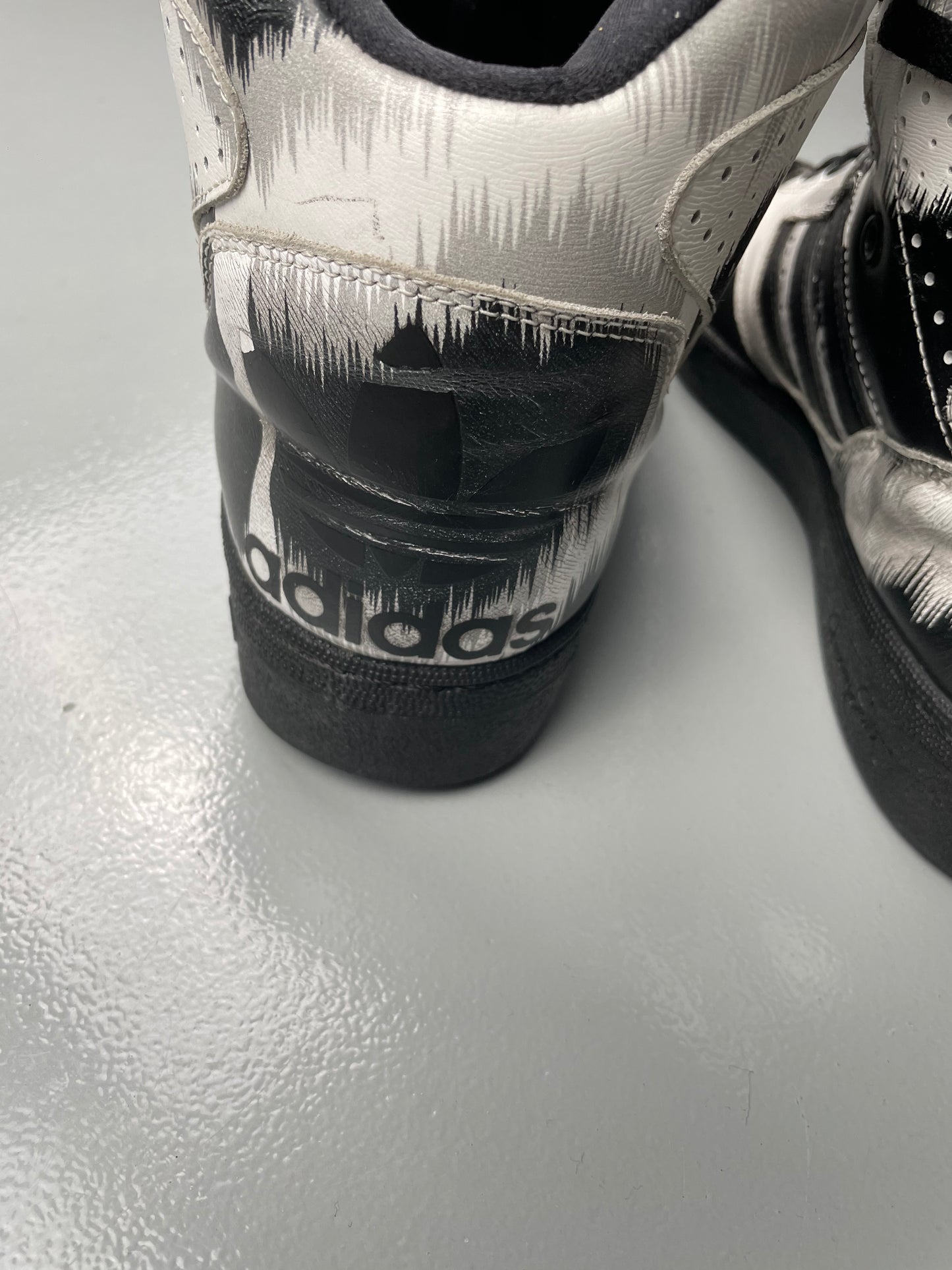 adidas Originals by Jeremy Scott A/W 2015 Instinct Hi G Leo - size 44