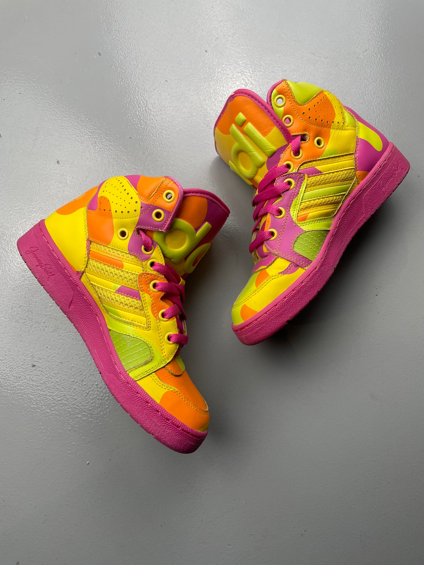 adidas Originals by Jeremy Scott A/W 2013 JS Instinct Hi Neon Camo - size 38