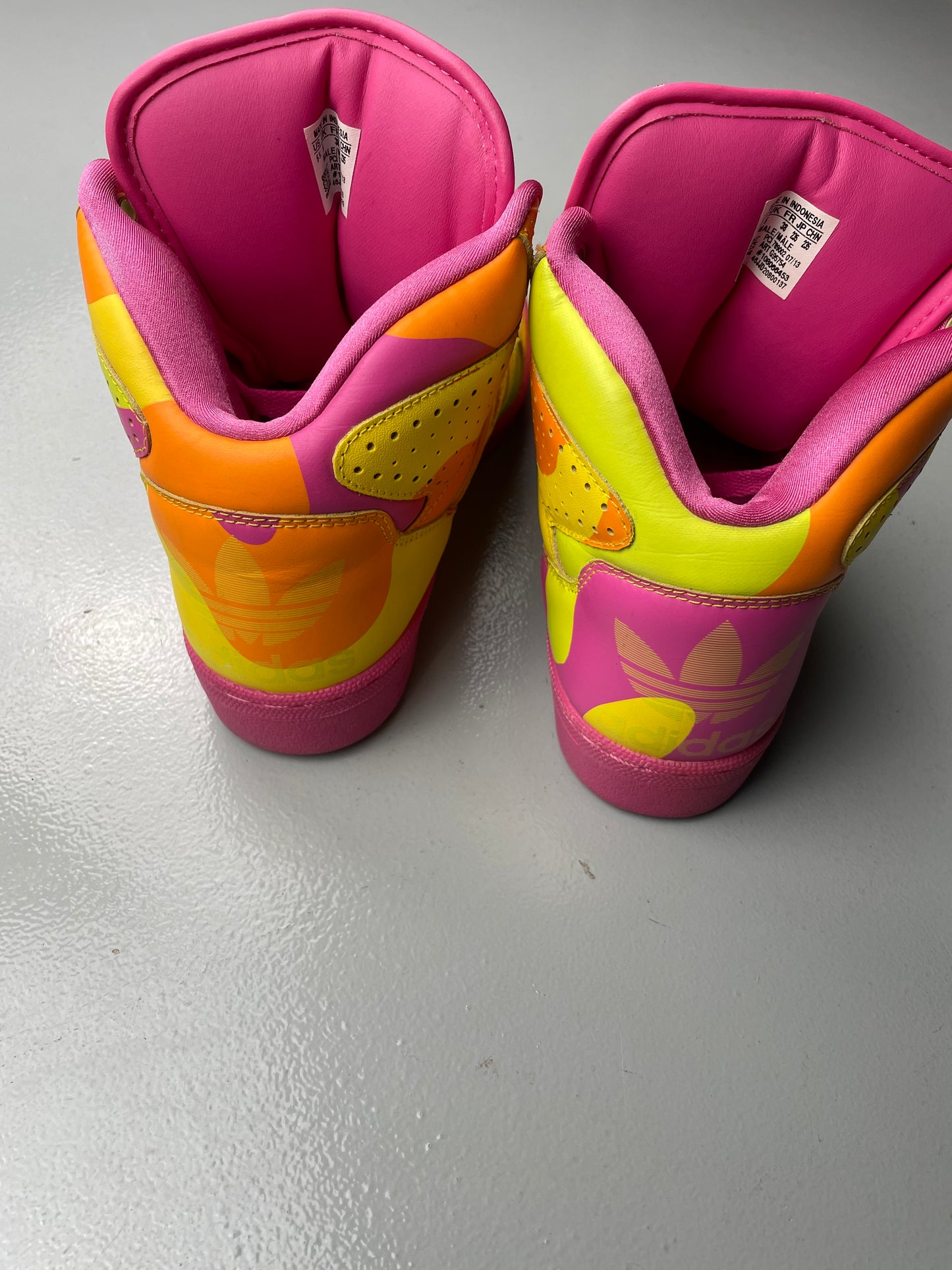 adidas Originals by Jeremy Scott A/W 2013 JS Instinct Hi Neon Camo - size 38