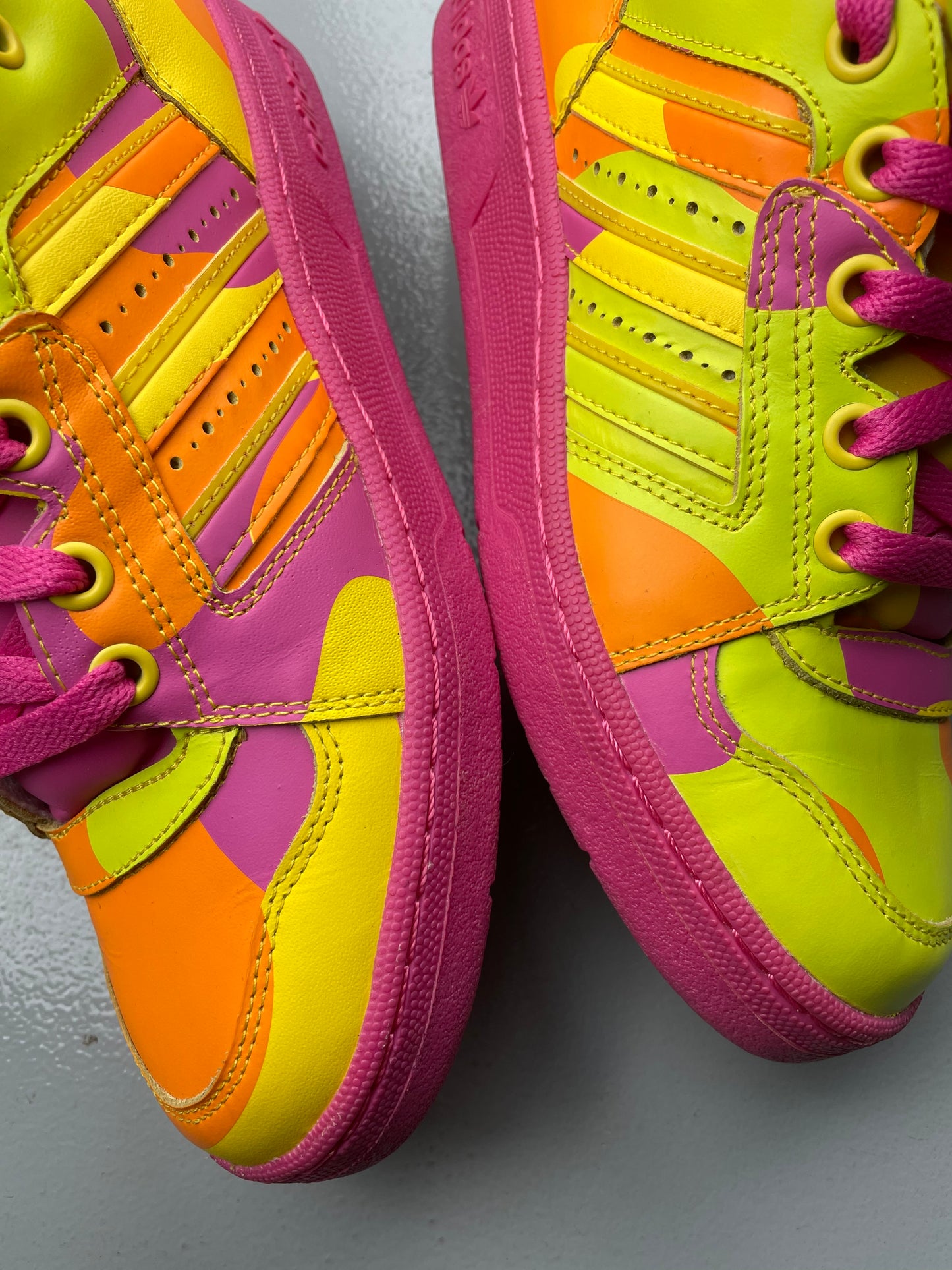 adidas Originals by Jeremy Scott A/W 2013 JS Instinct Hi Neon Camo - size 38