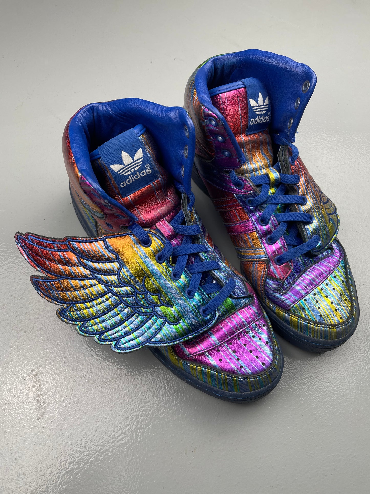 (sample) adidas Originals by Jeremy Scott S/S 2013 JS Wings "Hologram" - size 42 2/3