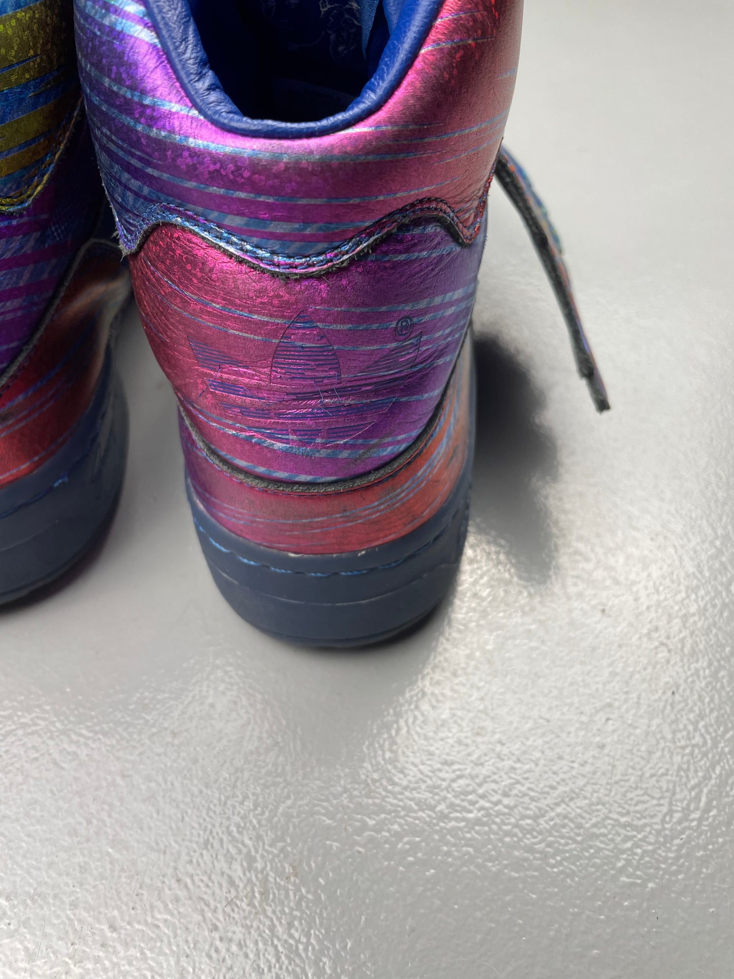 (sample) adidas Originals by Jeremy Scott S/S 2013 JS Wings "Hologram" - size 42 2/3