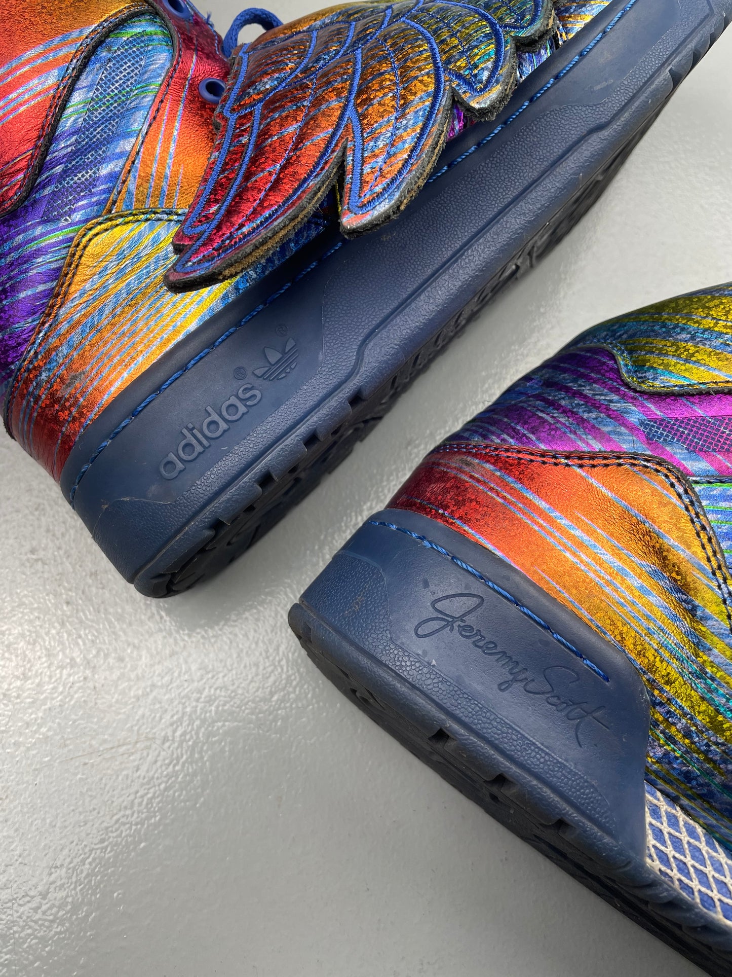 (sample) adidas Originals by Jeremy Scott S/S 2013 JS Wings "Hologram" - size 42 2/3