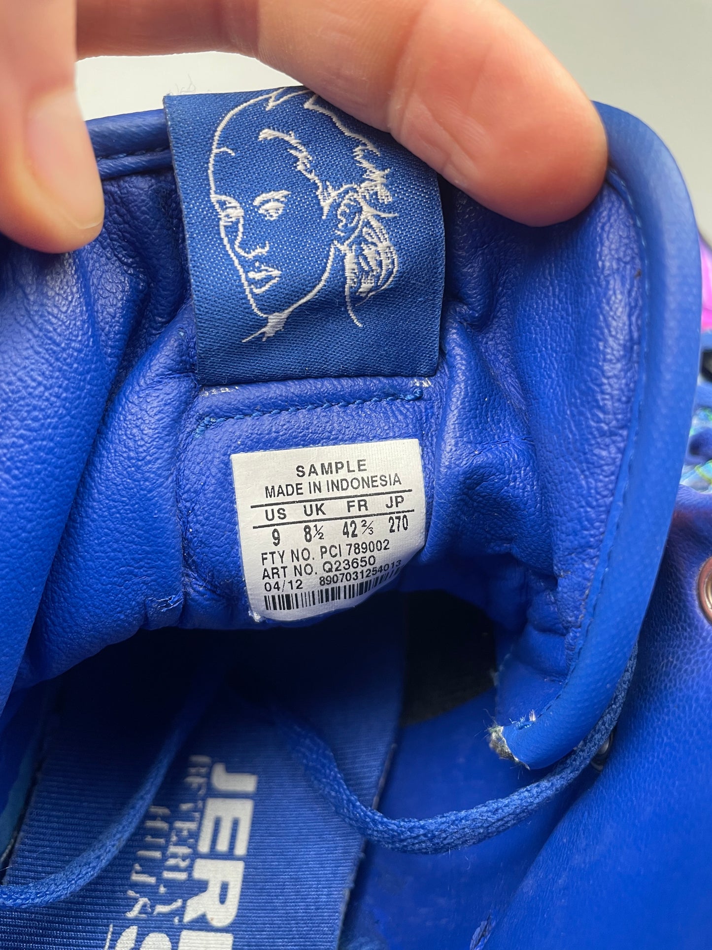 (sample) adidas Originals by Jeremy Scott S/S 2013 JS Wings "Hologram" - size 42 2/3