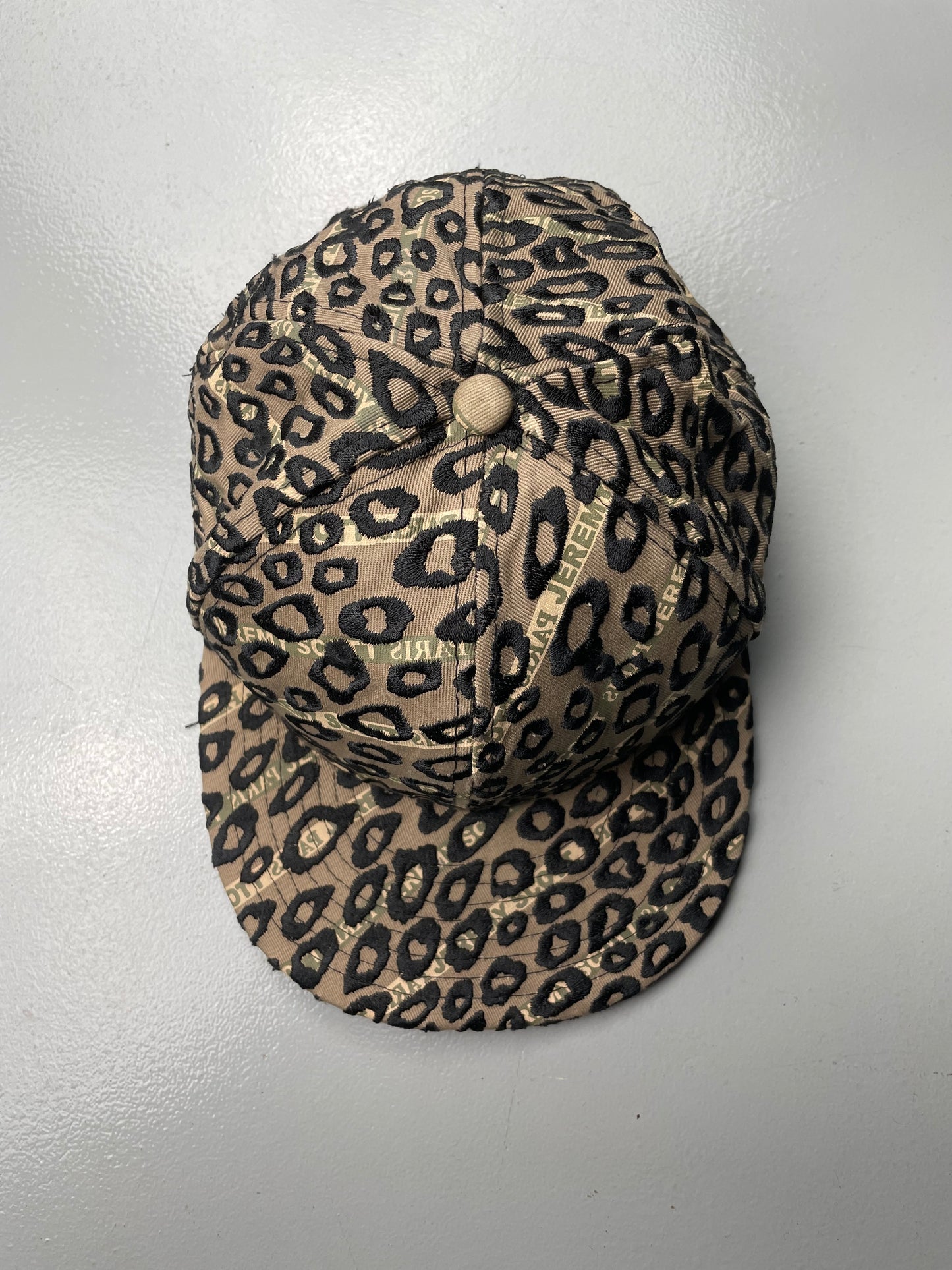 New Era X Jeremy Scott S/S 2013 leopard 9Fifty Cap - size S/M