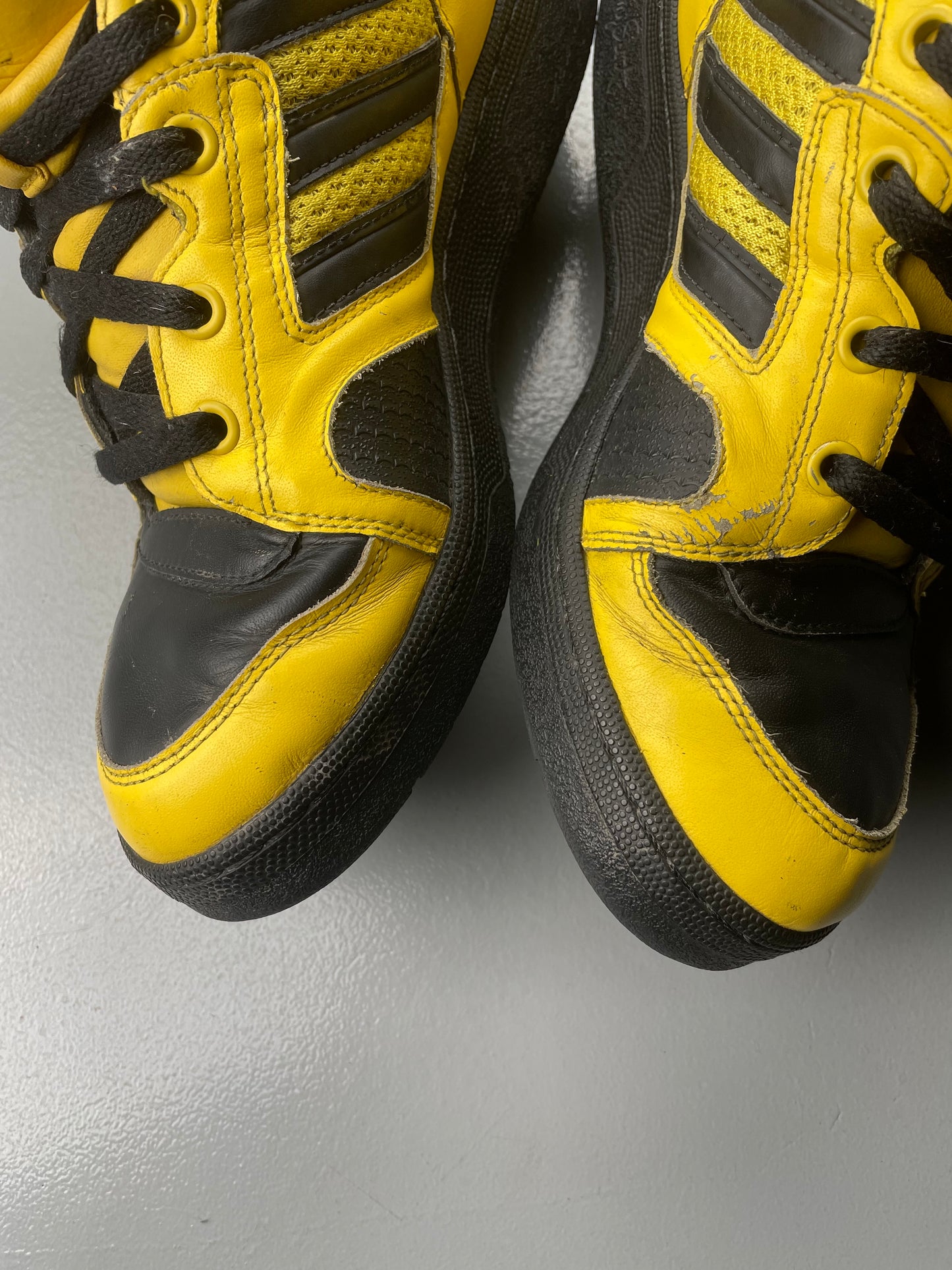 adidas Originals by Jeremy Scott S/S 2012 JS Instinct Hi (black/yellow) - size 43 1/3