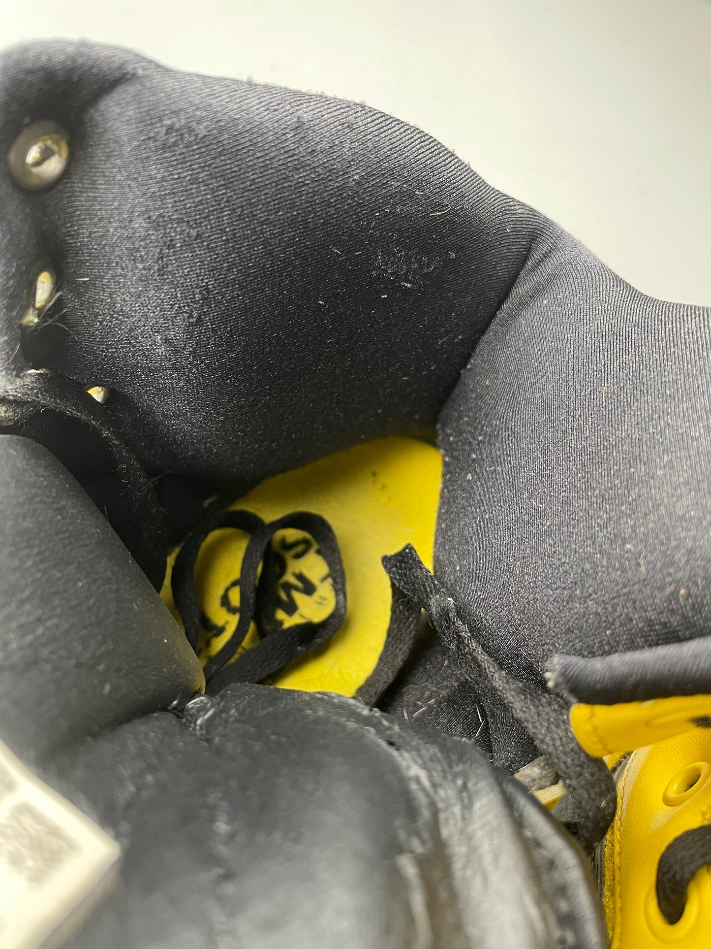 adidas Originals by Jeremy Scott S/S 2012 JS Instinct Hi (black/yellow) - size 43 1/3