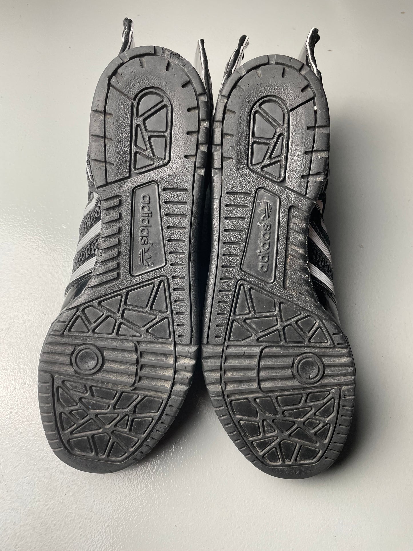 adidas Originals by Jeremy Scott 2015 JS Wings 2.0 Mesh (black) - size 42