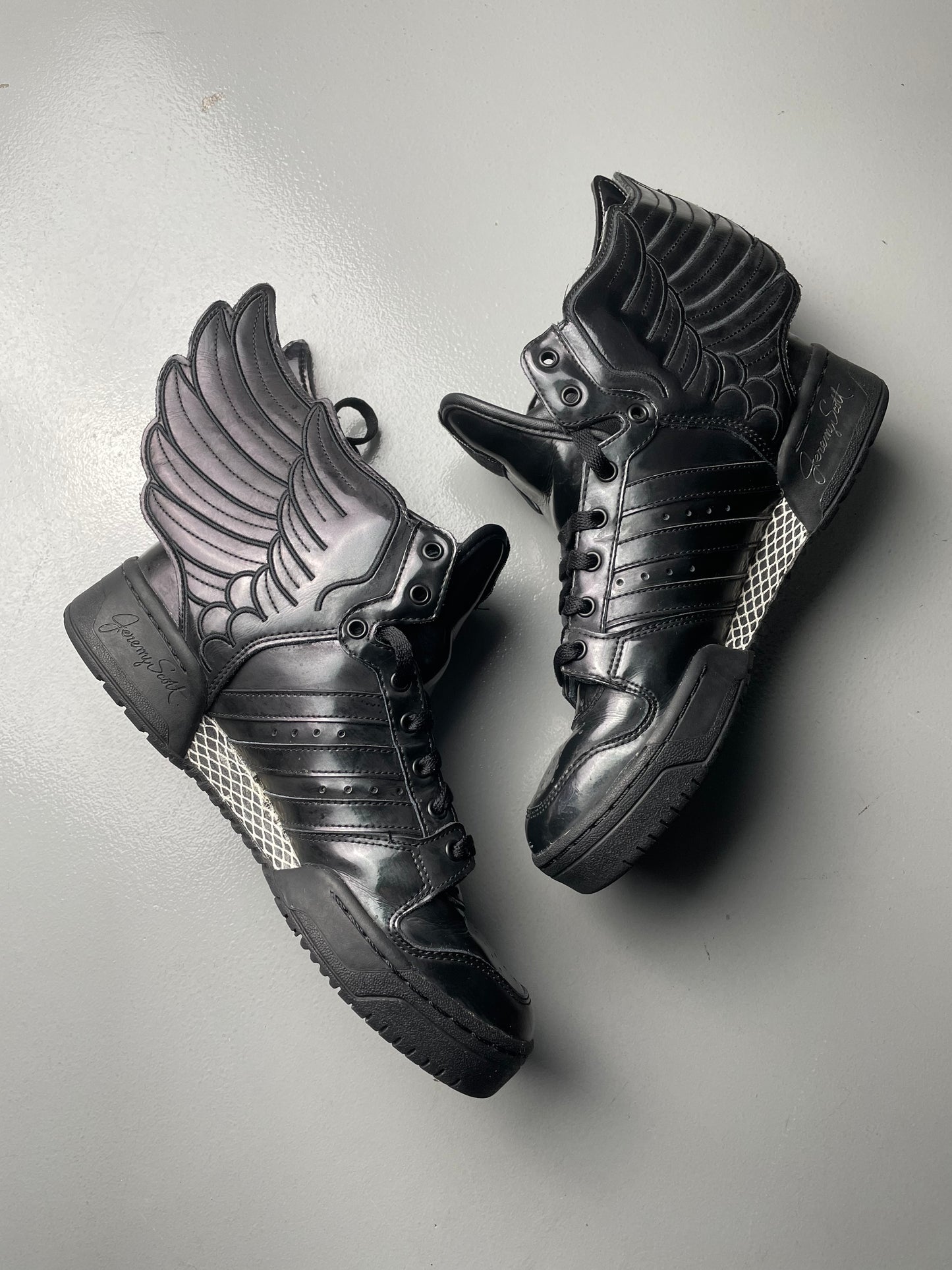 adidas Originals by Jeremy Scott S/S 2013 JS Wings 2.0 "Patent Black" - size 41 1/3