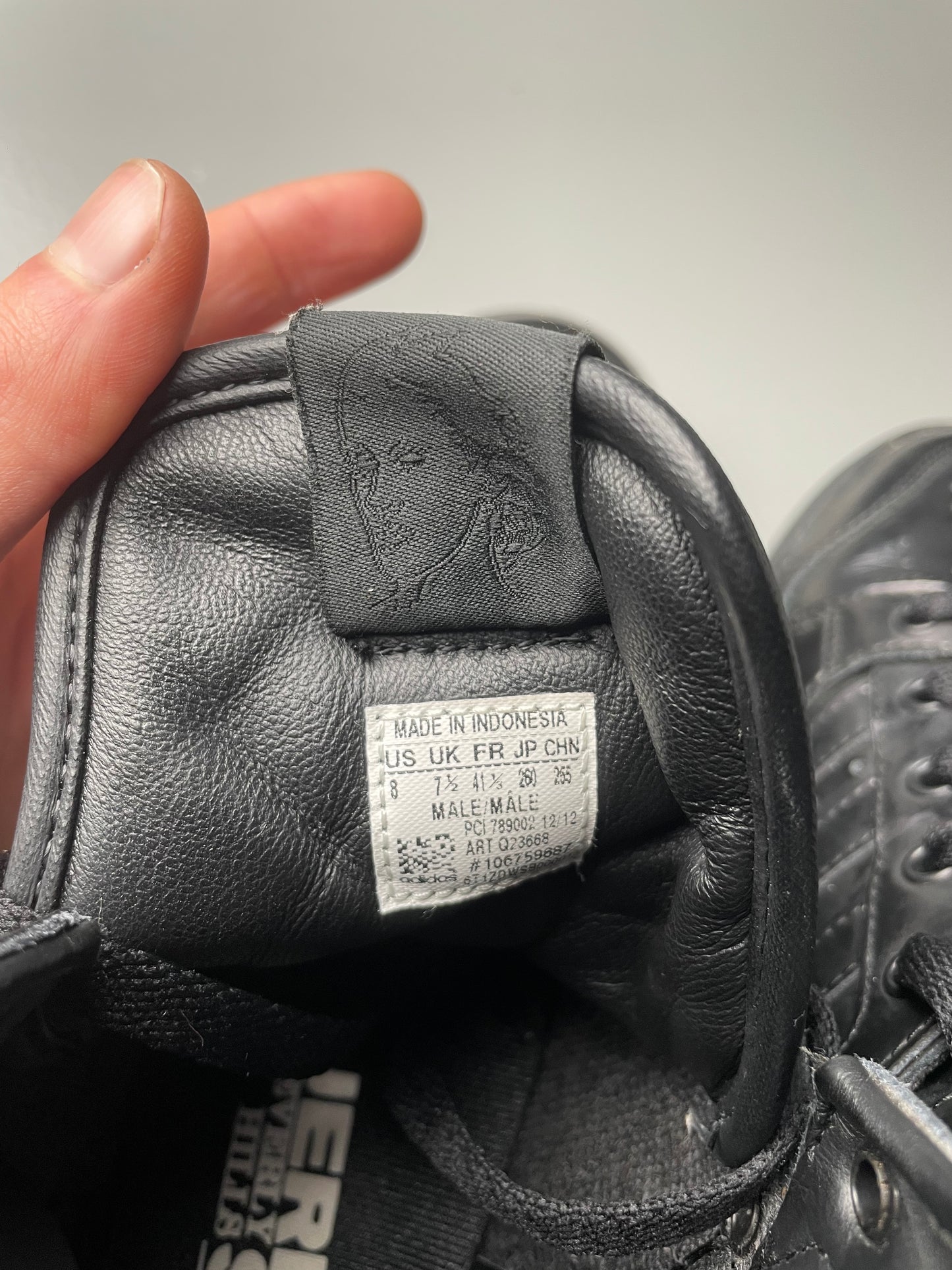 adidas Originals by Jeremy Scott S/S 2013 JS Wings 2.0 "Patent Black" - size 41 1/3