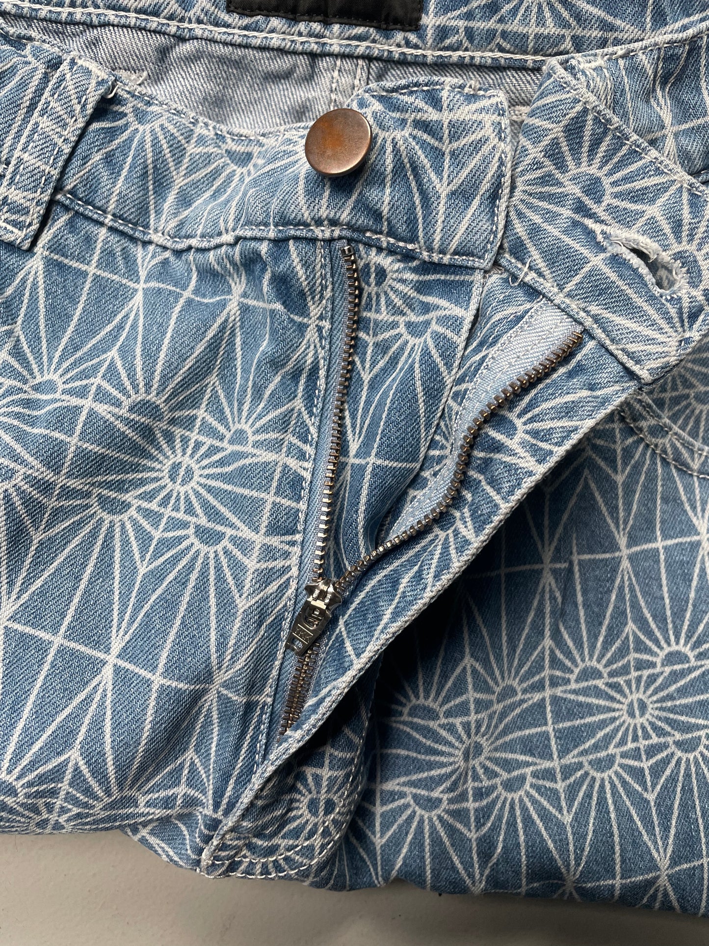 PACCBET sunrise allover print jeans - size M