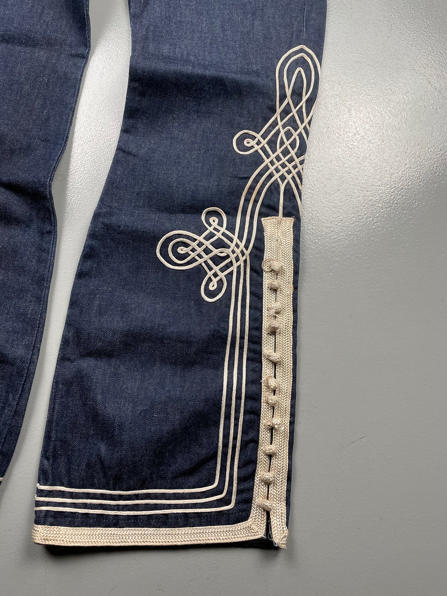 vintage Gaultier Jean's embroidered jeans - size 30