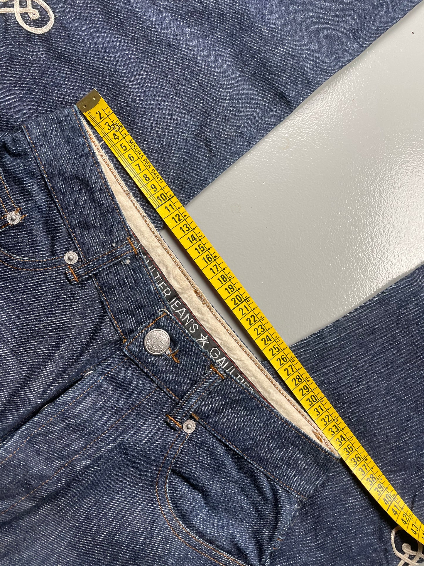 vintage Gaultier Jean's embroidered jeans - size 30