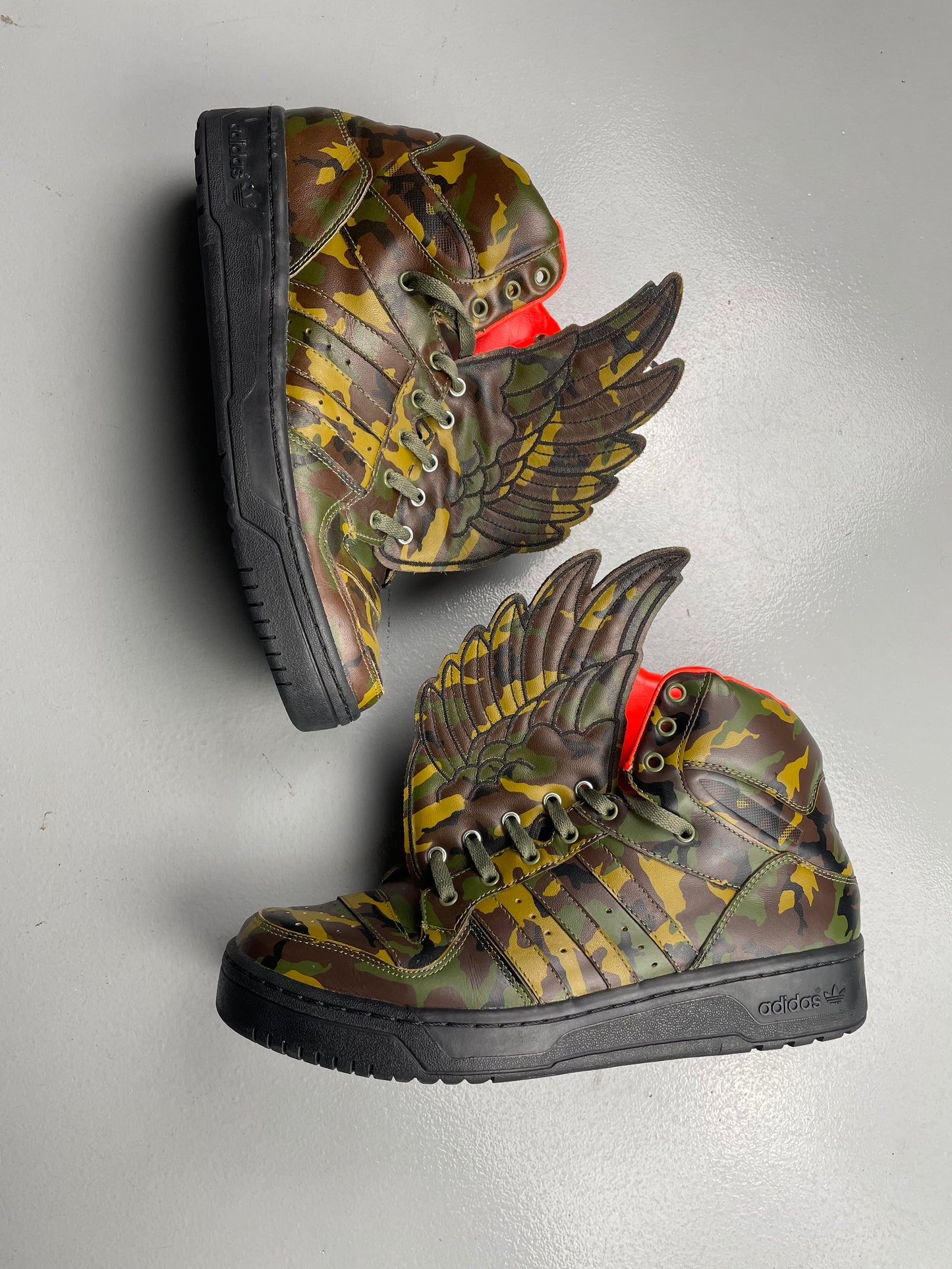 adidas Originals by Jeremy Scott A/W 2011 JS Wings Camo - size 45 1/3