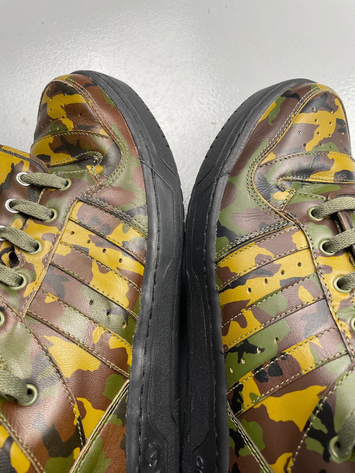 adidas Originals by Jeremy Scott A/W 2011 JS Wings Camo - size 45 1/3