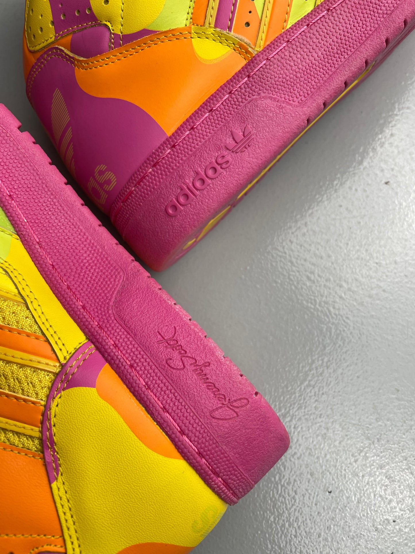 adidas Originals by Jeremy Scott A/W 2013 JS Instinct Hi Neon Camo - size 40 2/3