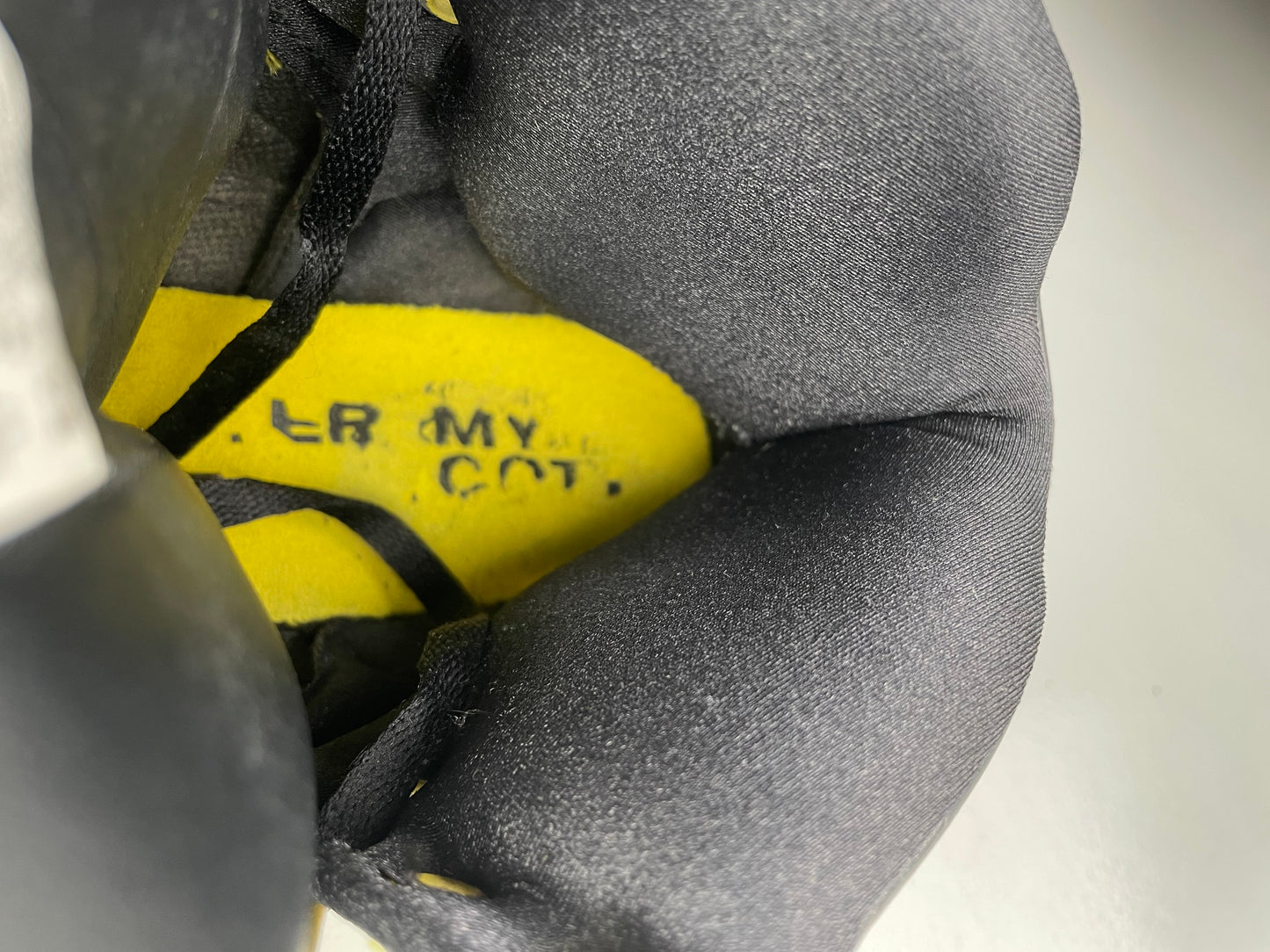 adidas Originals by Jeremy Scott S/S 2012 JS Instinct Hi (black/yellow) - size 45 1/3