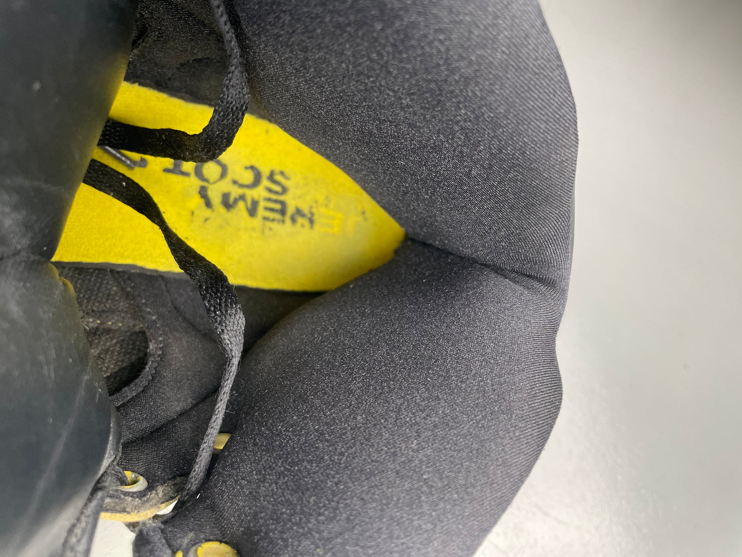 adidas Originals by Jeremy Scott S/S 2012 JS Instinct Hi (black/yellow) - size 45 1/3