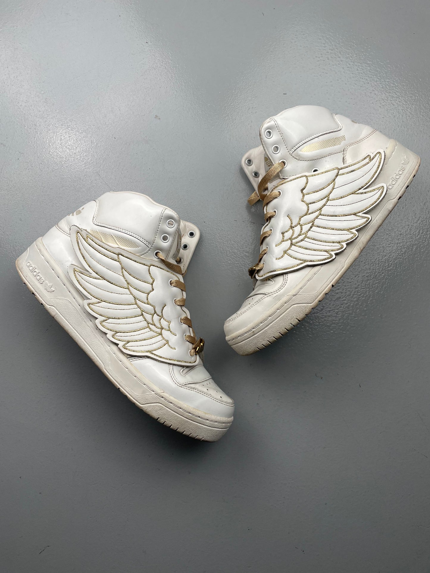 adidas Originals by Jeremy Scott S/S 2010 JS Wings (White/Gold) - size 43 1/3