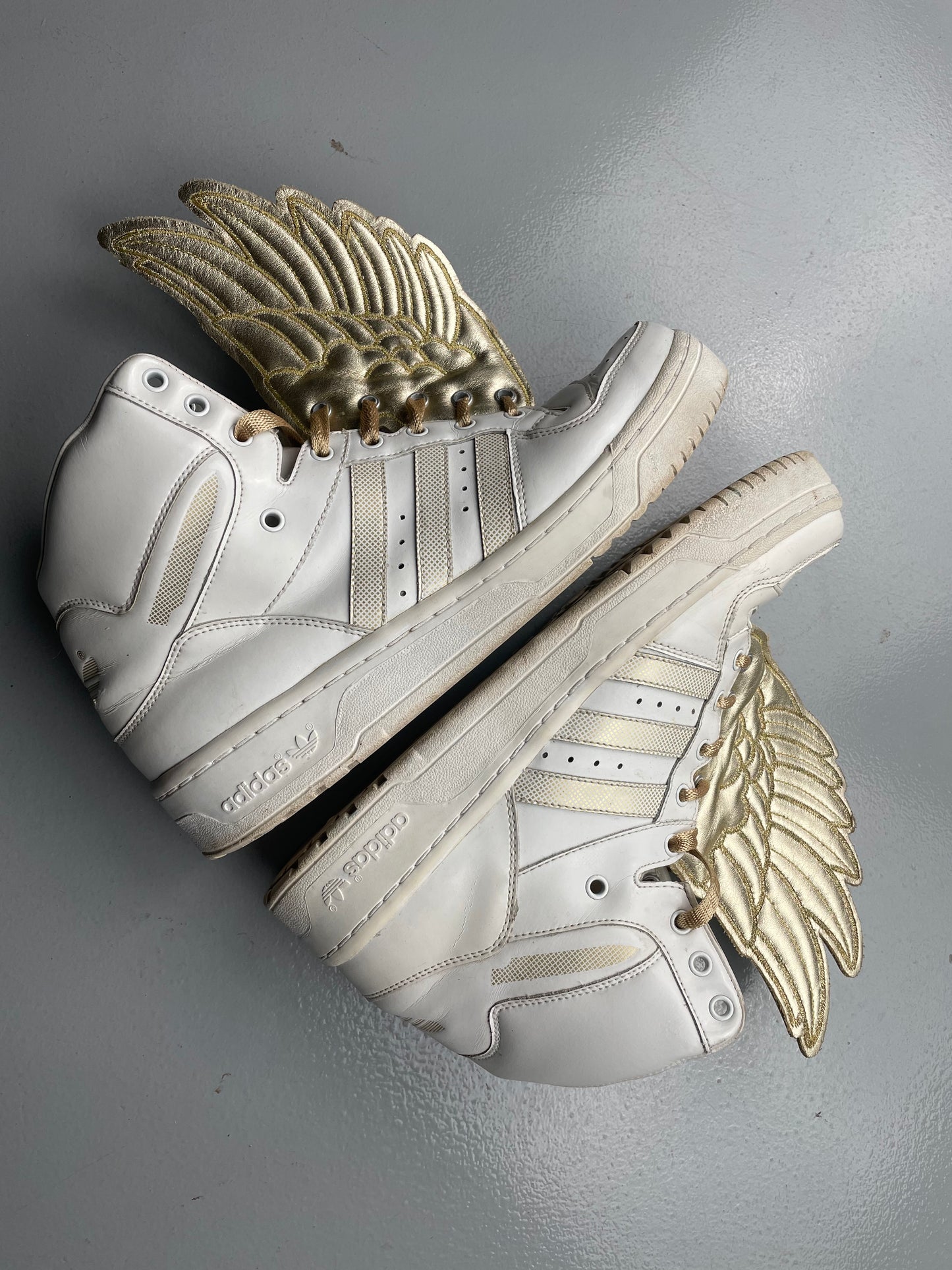 adidas Originals by Jeremy Scott S/S 2010 JS Wings (White/Gold) - size 43 1/3