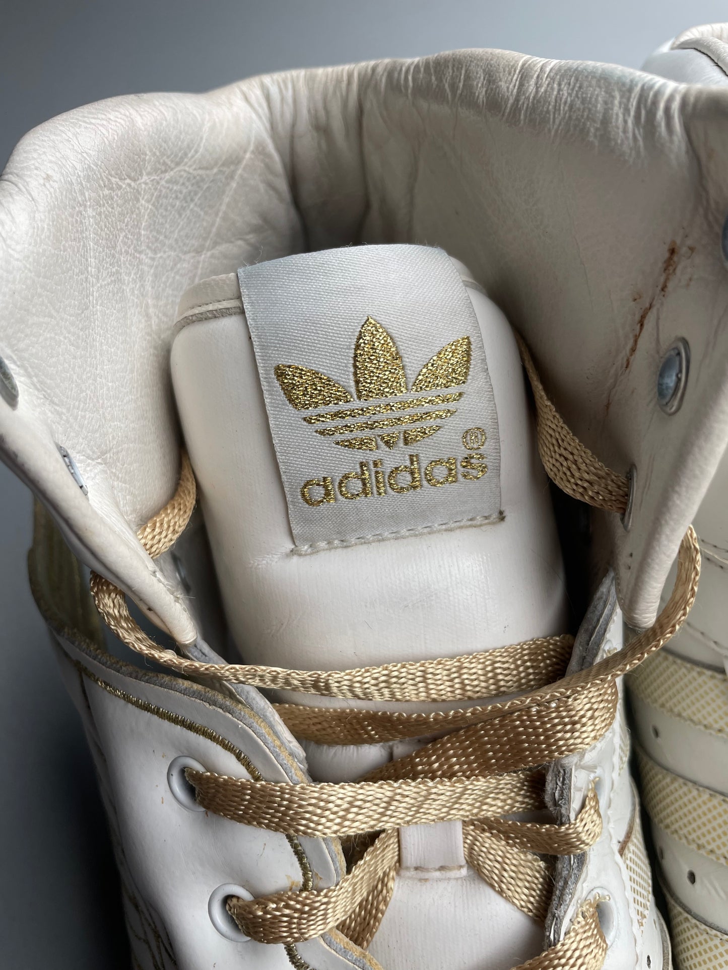 adidas Originals by Jeremy Scott S/S 2010 JS Wings (White/Gold) - size 43 1/3