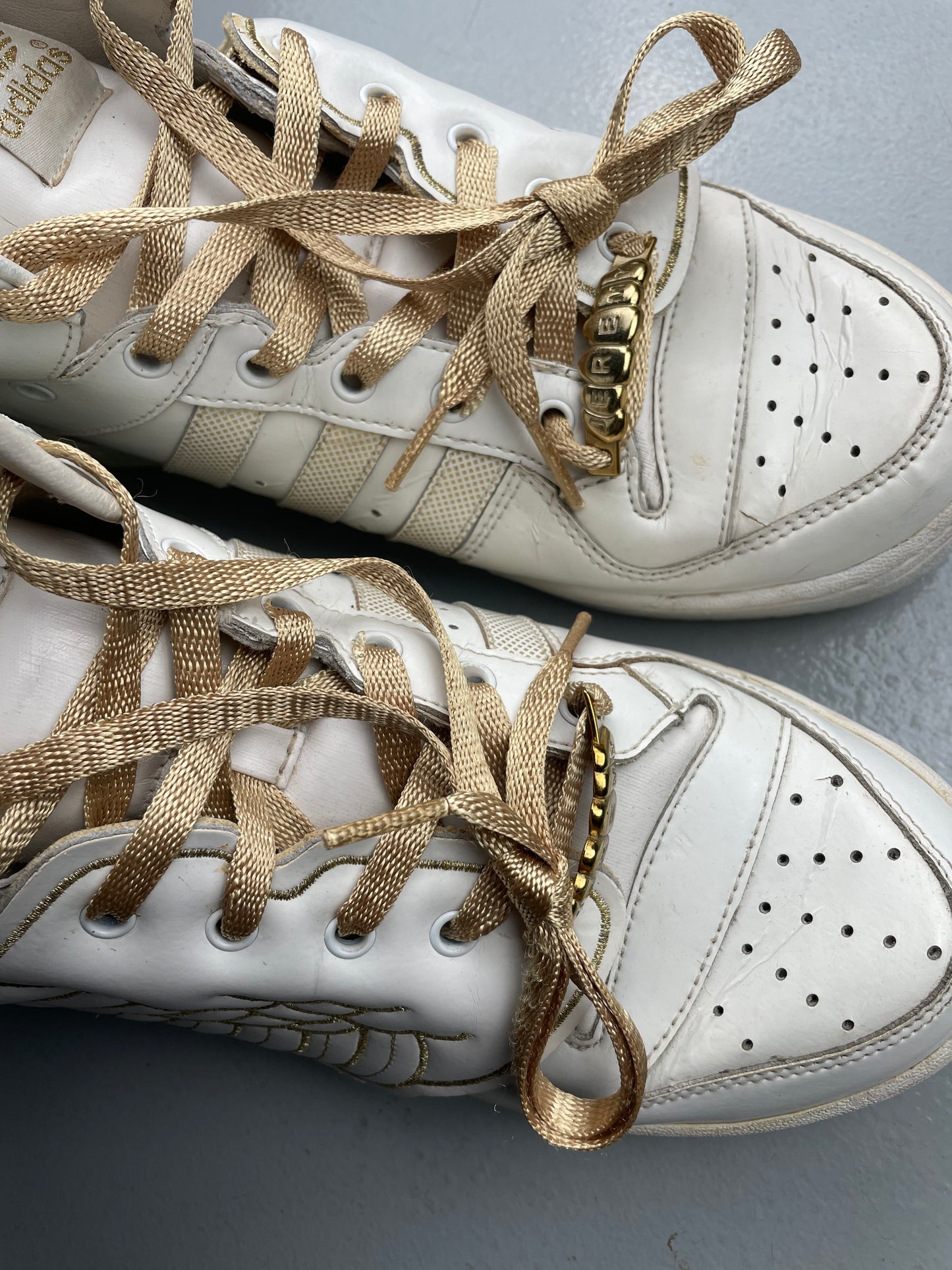 adidas Originals by Jeremy Scott S/S 2010 JS Wings (White/Gold) - size 43 1/3